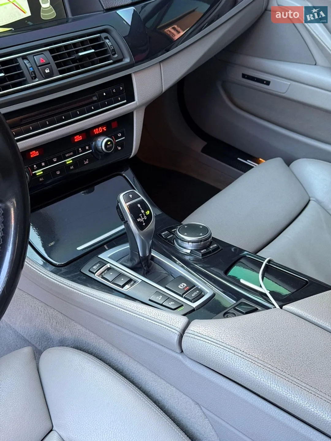 2012 BMW 5er - мініатюра 6