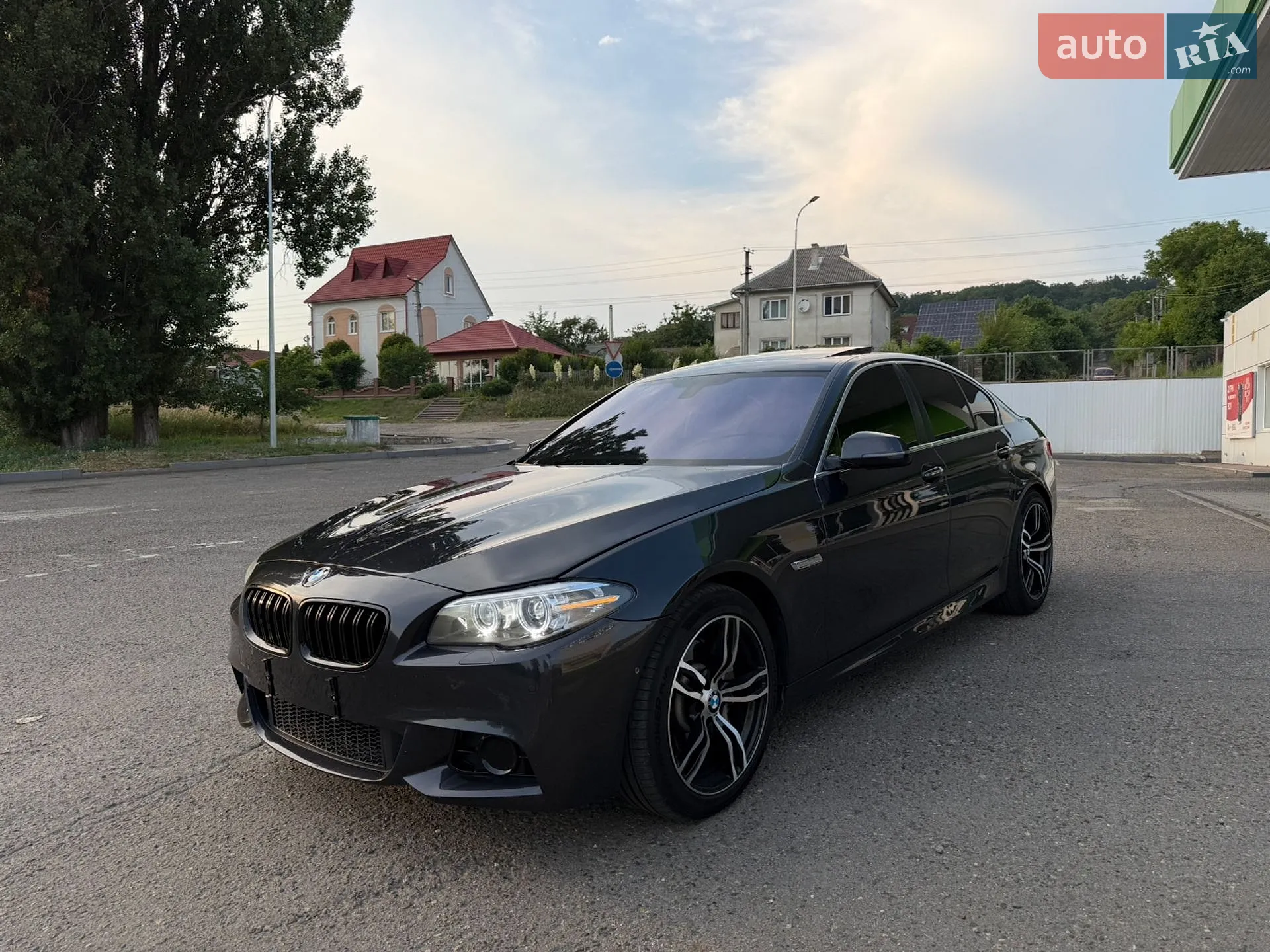 2013 BMW 5er - мініатюра 2