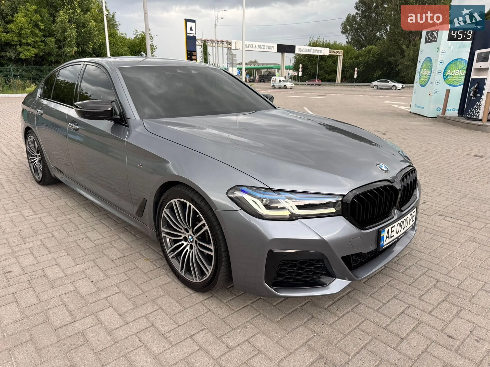 2017 BMW 5er - мініатюра 2