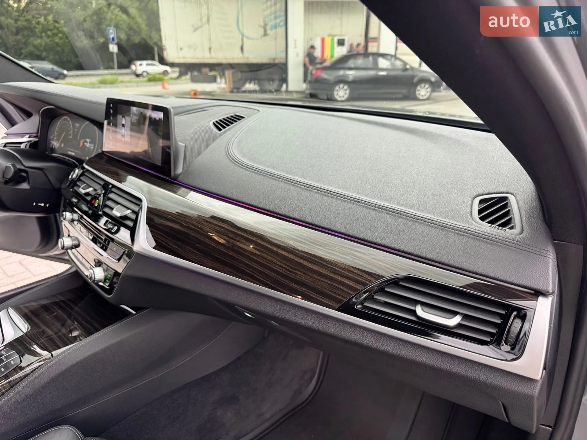 2017 BMW 5er - мініатюра 26
