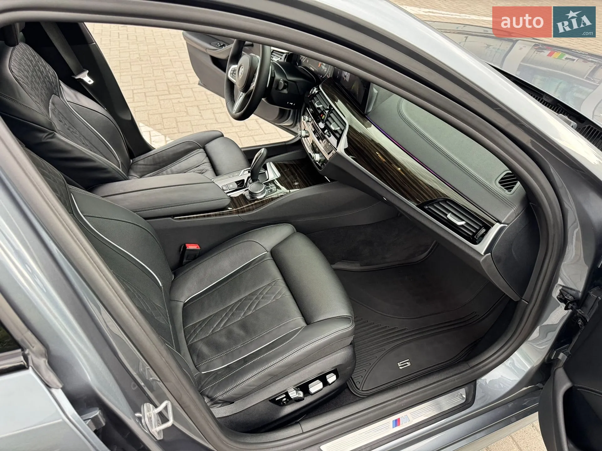 2017 BMW 5er - мініатюра 27