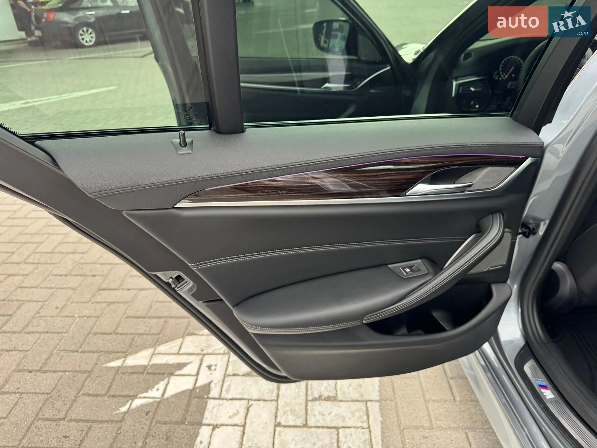 2017 BMW 5er - мініатюра 31