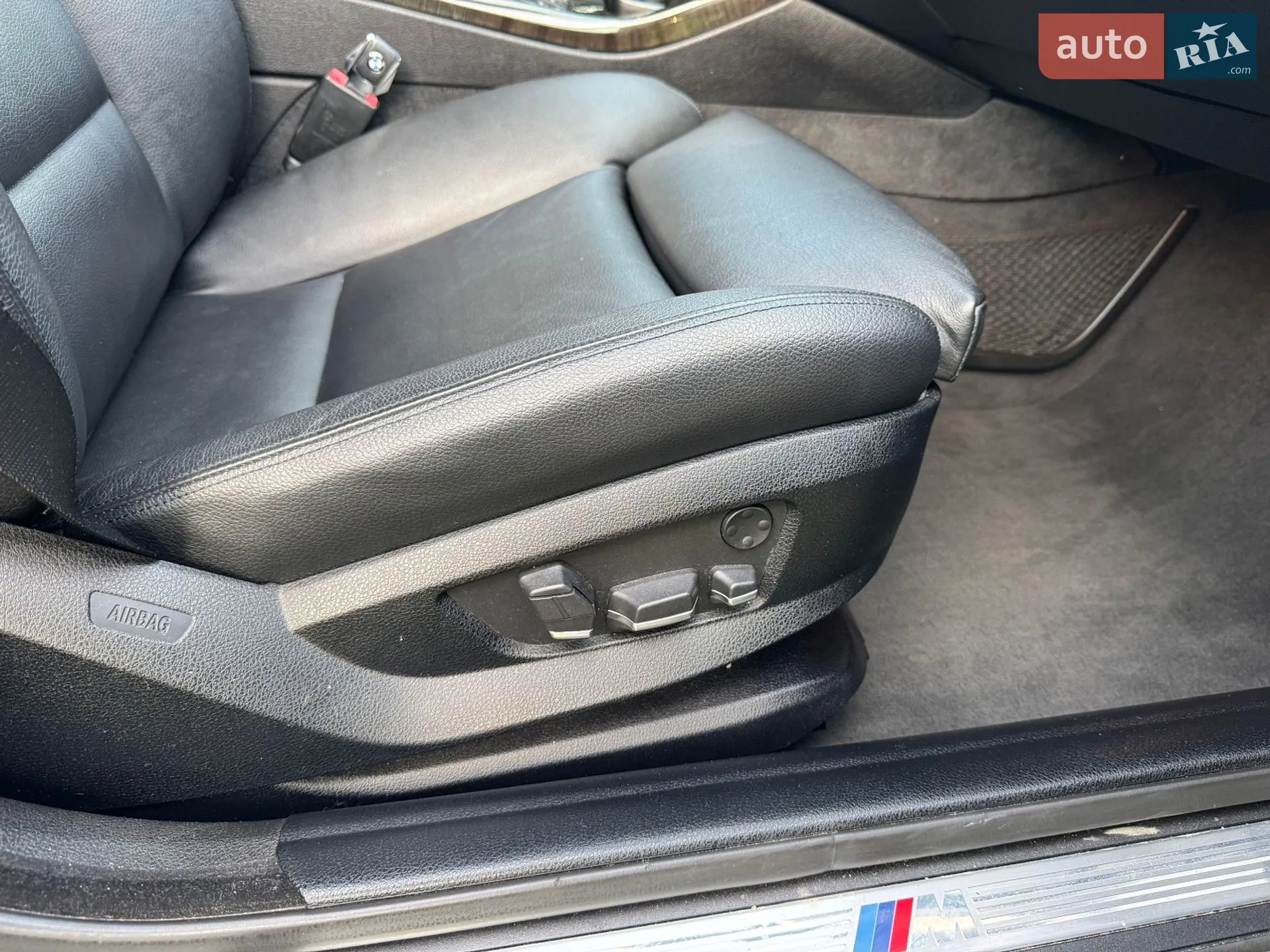 2012 BMW 5er - мініатюра 28
