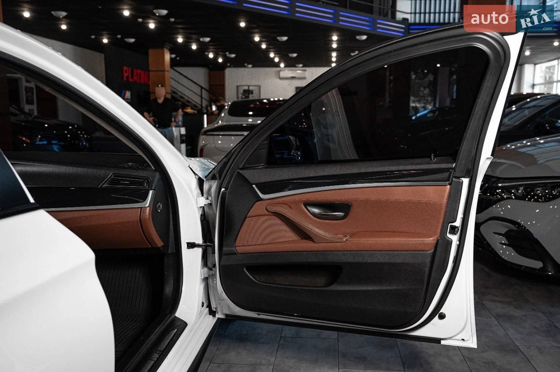 2016 BMW 5er - мініатюра 5