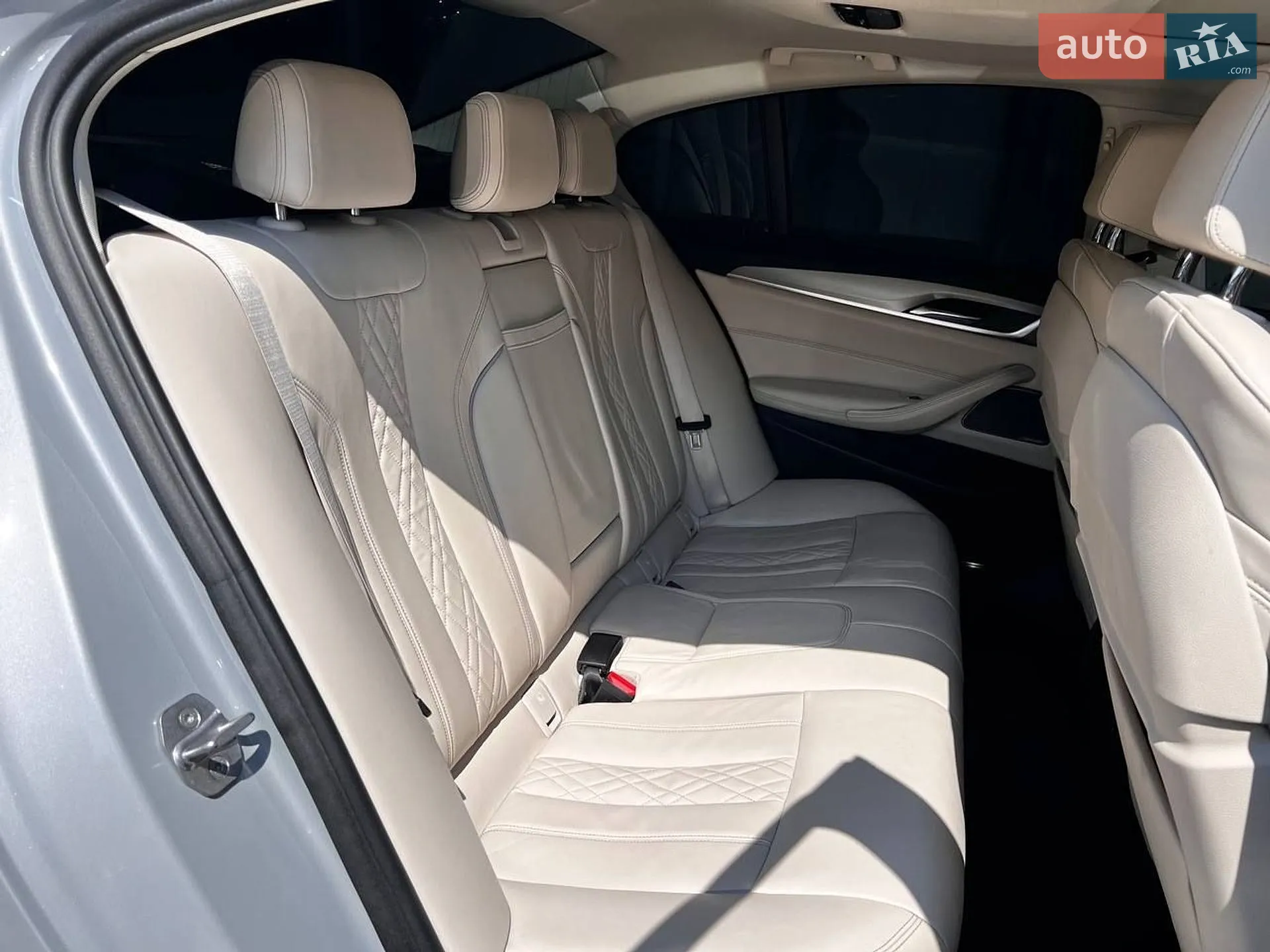 2017 BMW 5er - мініатюра 22
