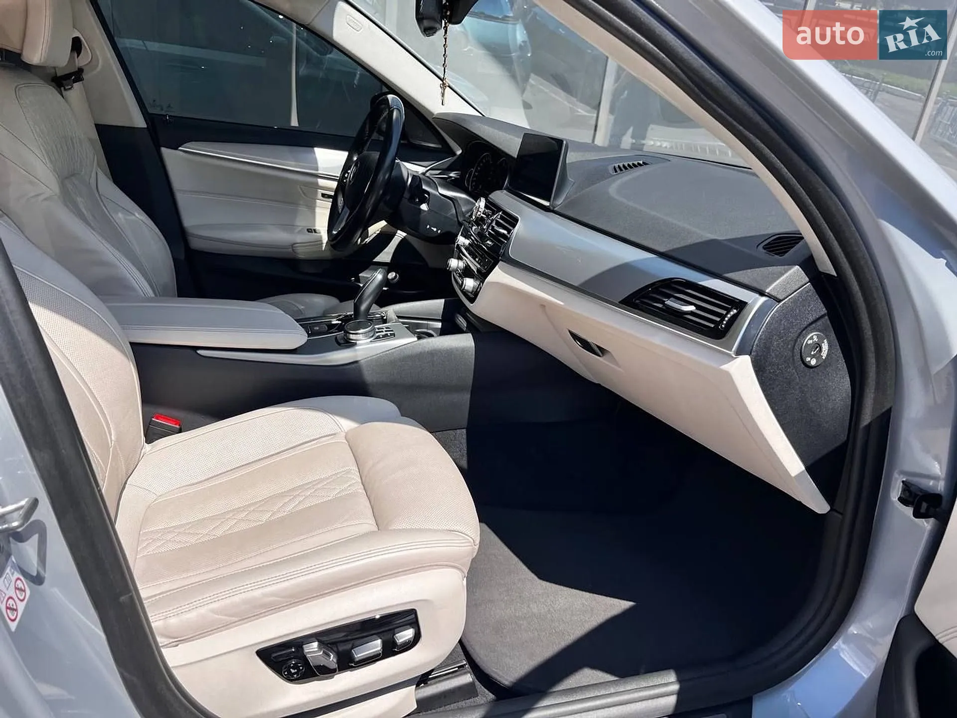 2017 BMW 5er - мініатюра 23