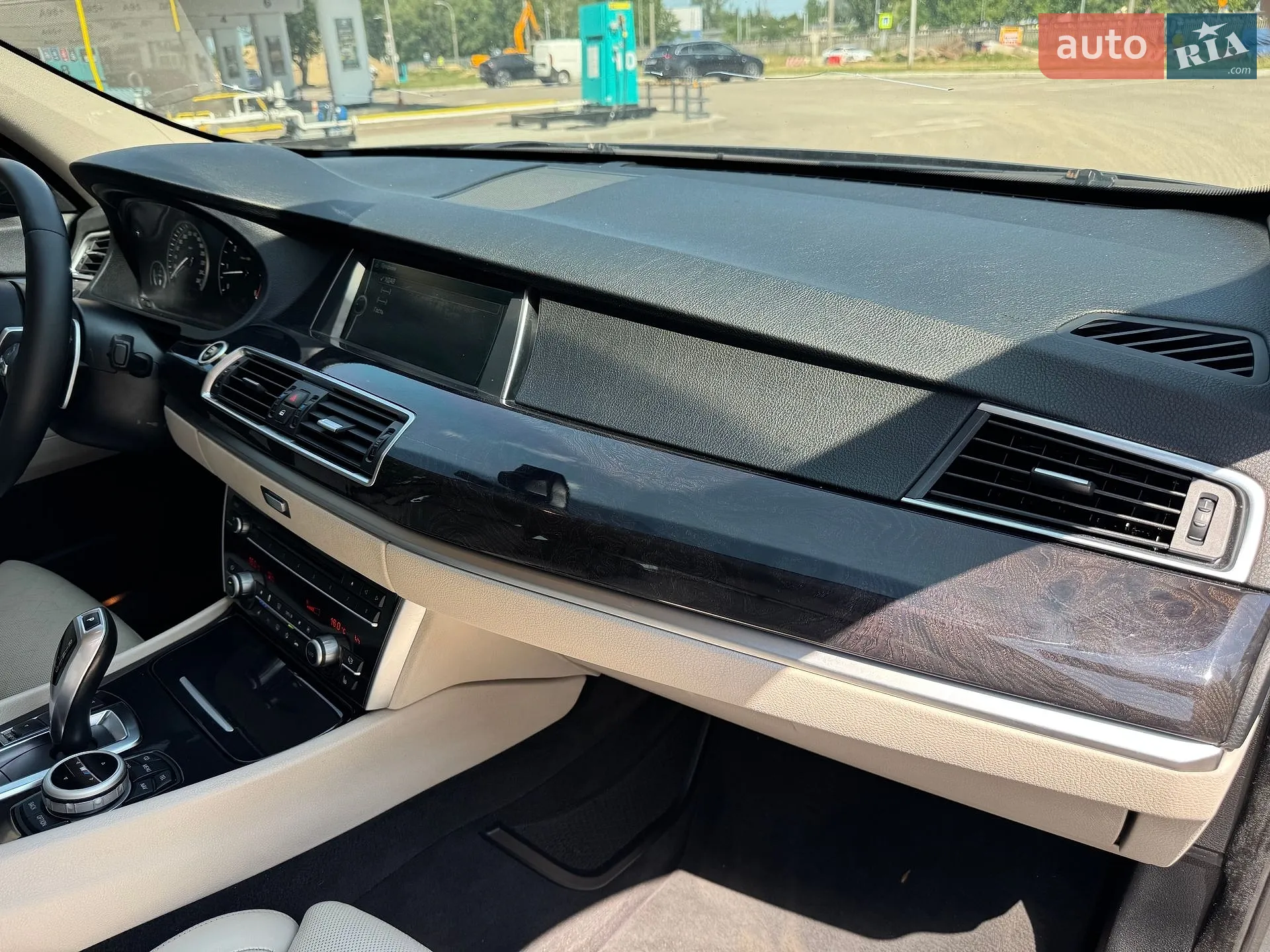 2011 BMW 5er - мініатюра 13