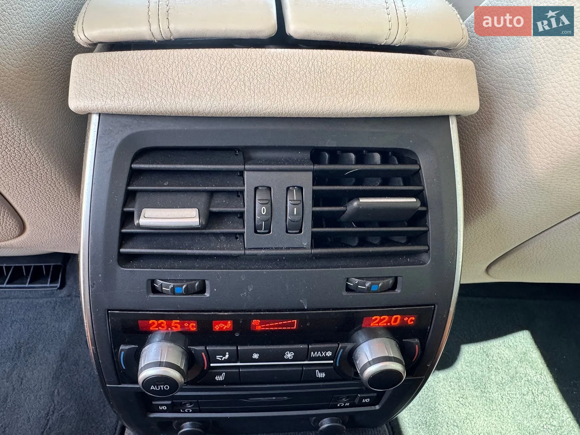 2011 BMW 5er - мініатюра 24