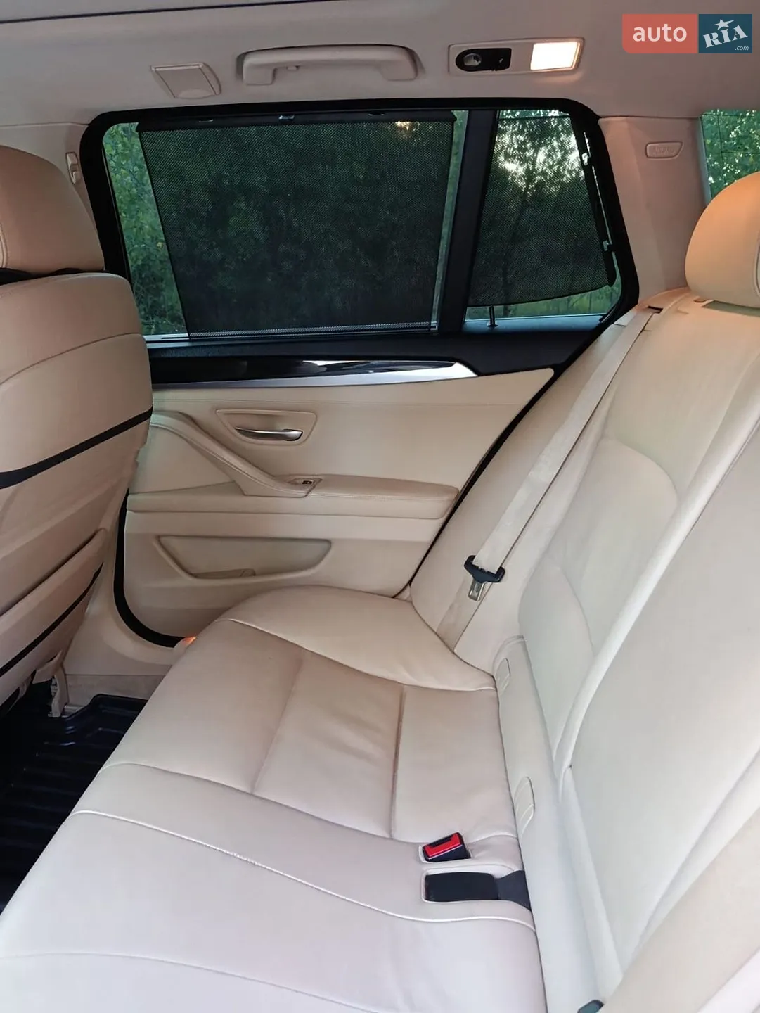 2012 BMW 5er - мініатюра 12