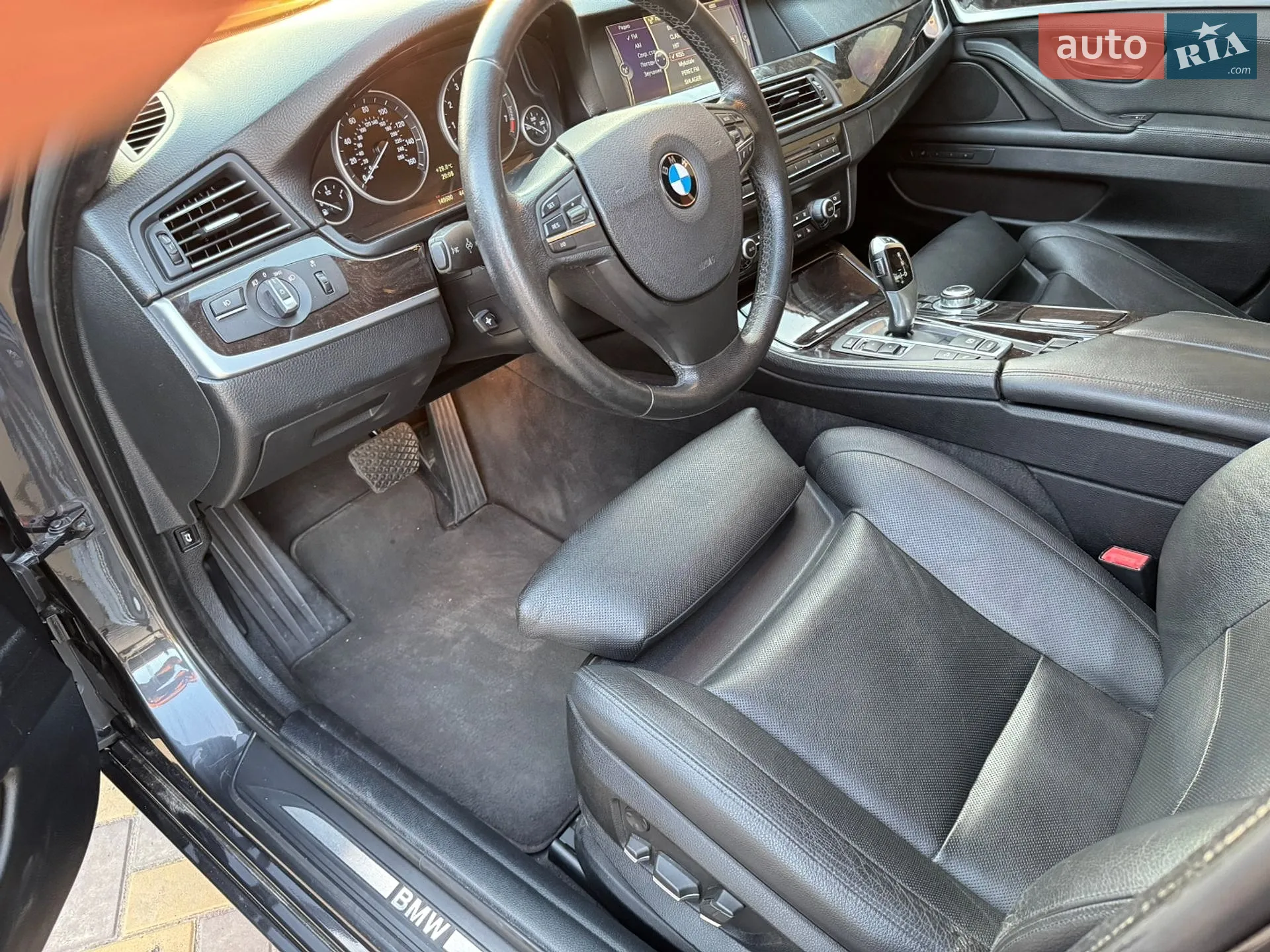 2011 BMW 5er - мініатюра 10