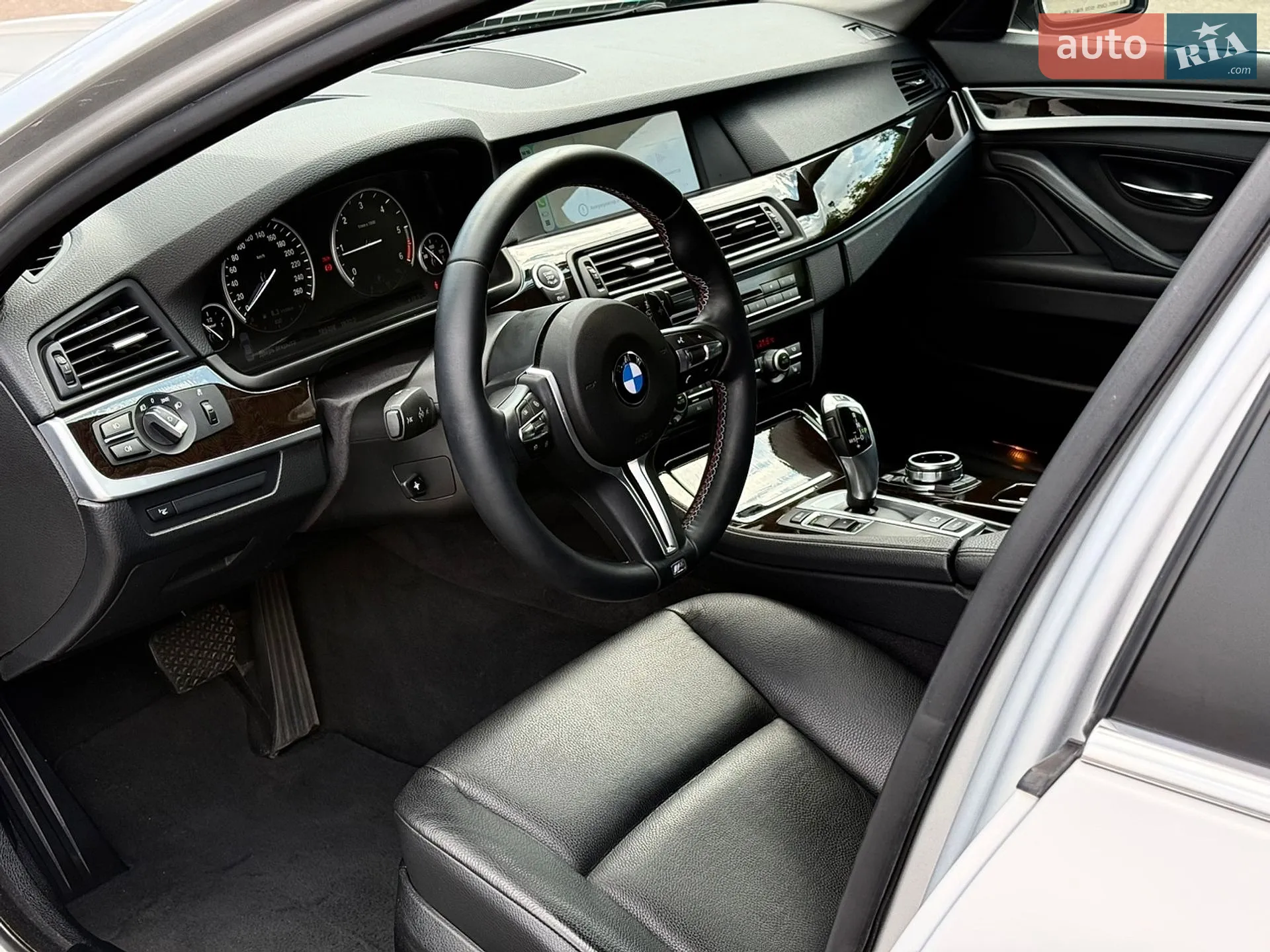 2012 BMW 5er - мініатюра 9