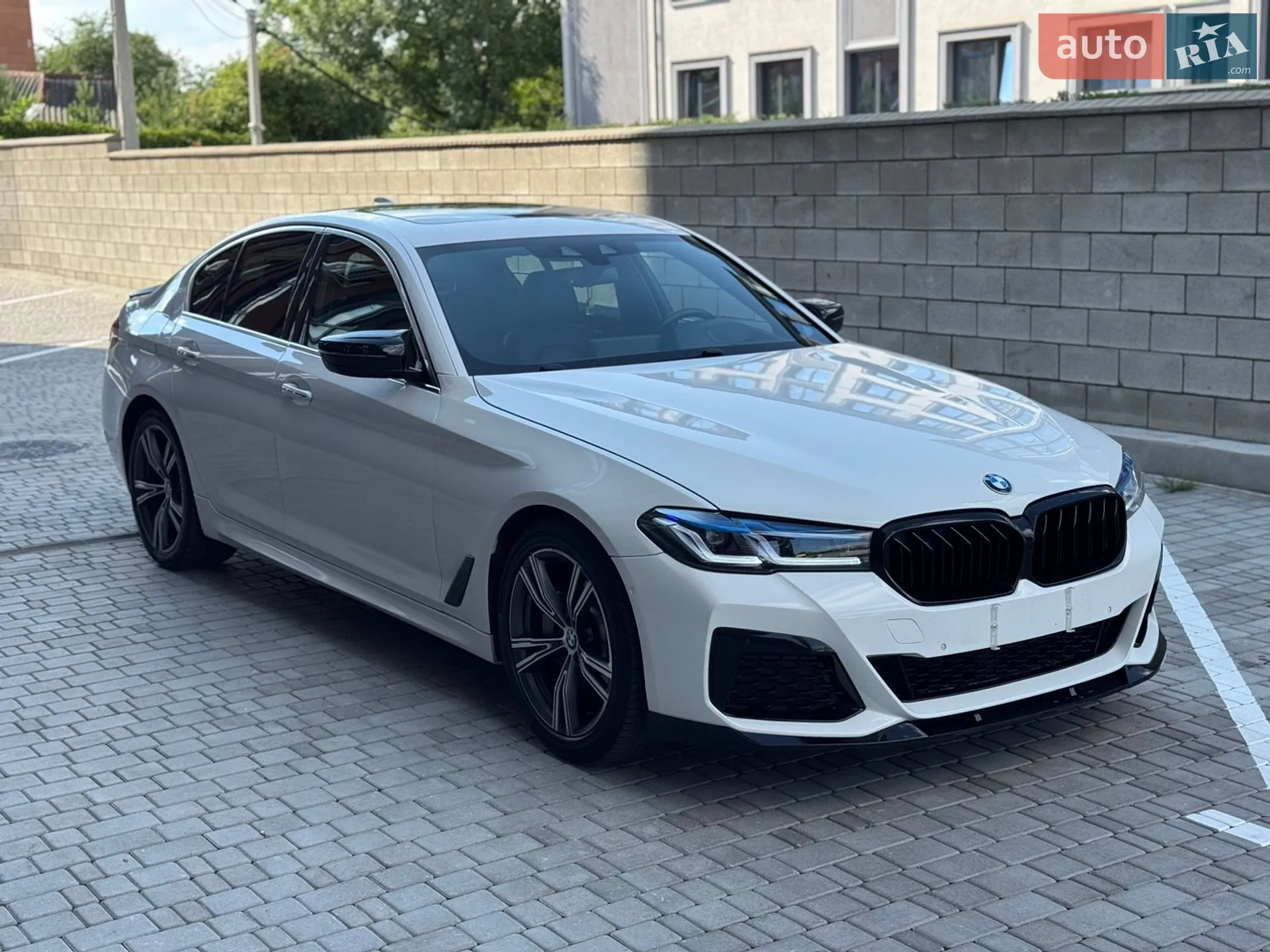 2017 BMW 5er - мініатюра 16