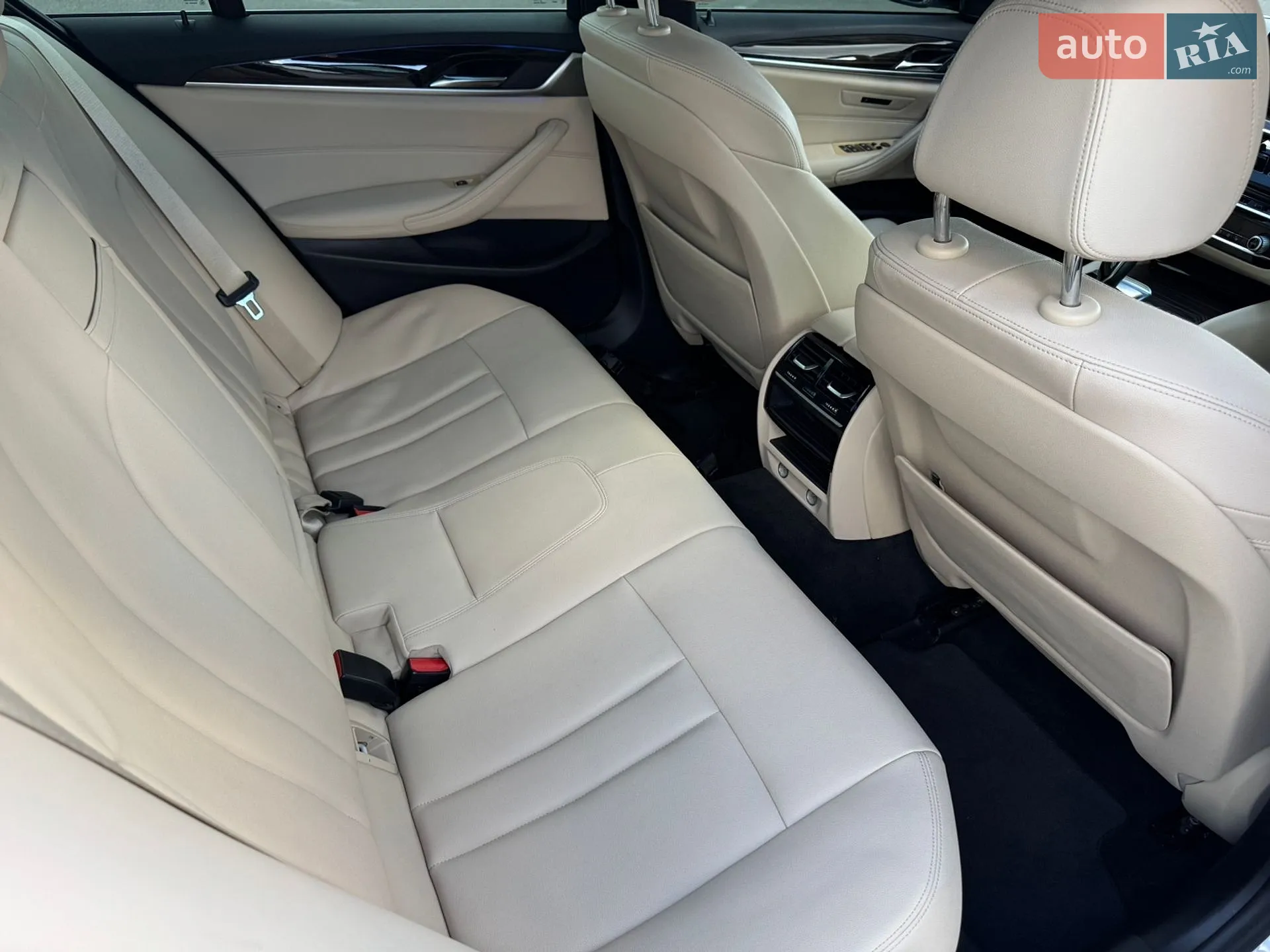 2018 BMW 5er - мініатюра 18
