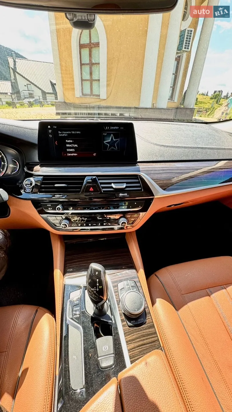 2017 BMW 5er - мініатюра 5