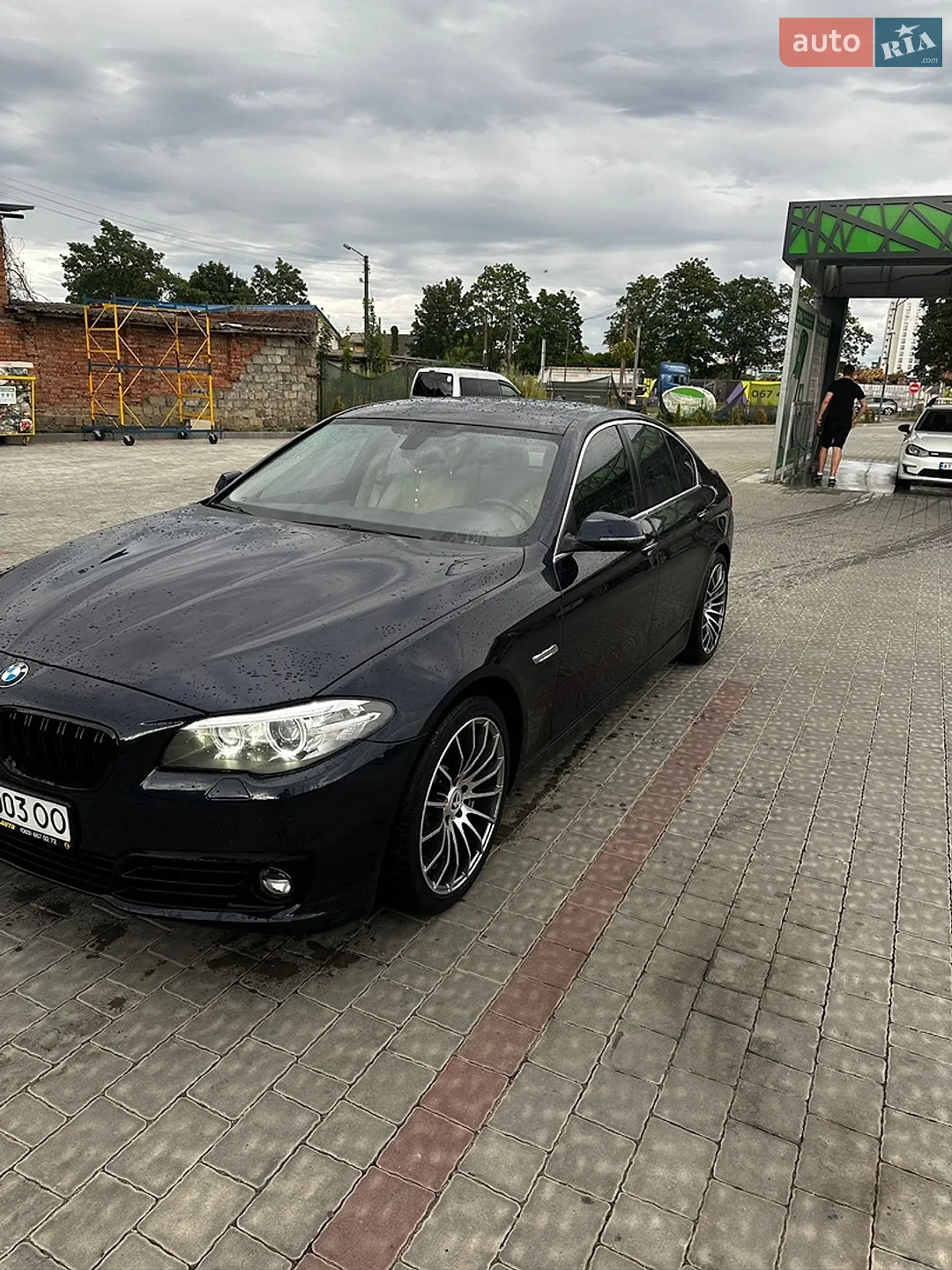 2014 BMW 5er - мініатюра 2