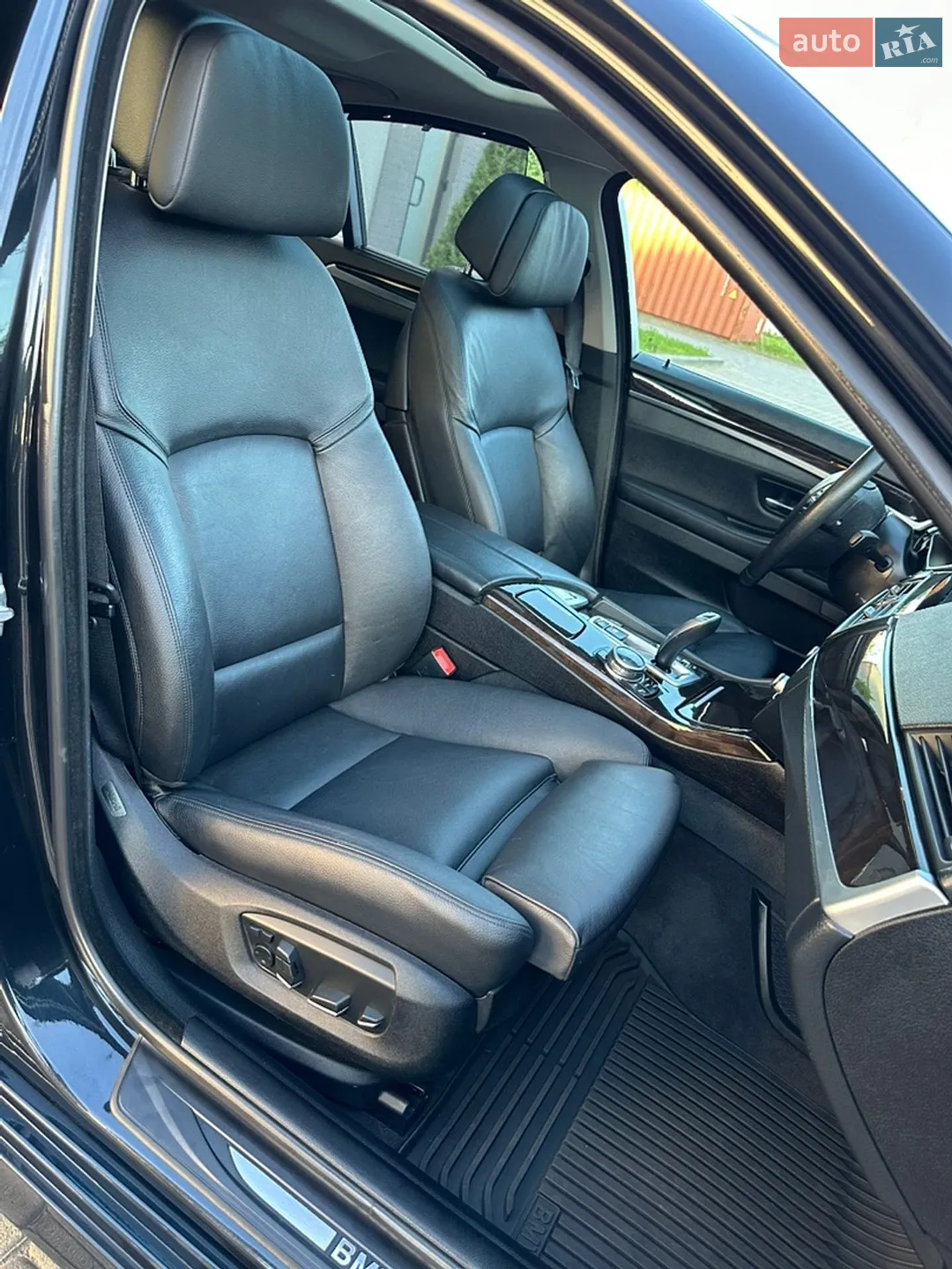 2013 BMW 5er - мініатюра 32