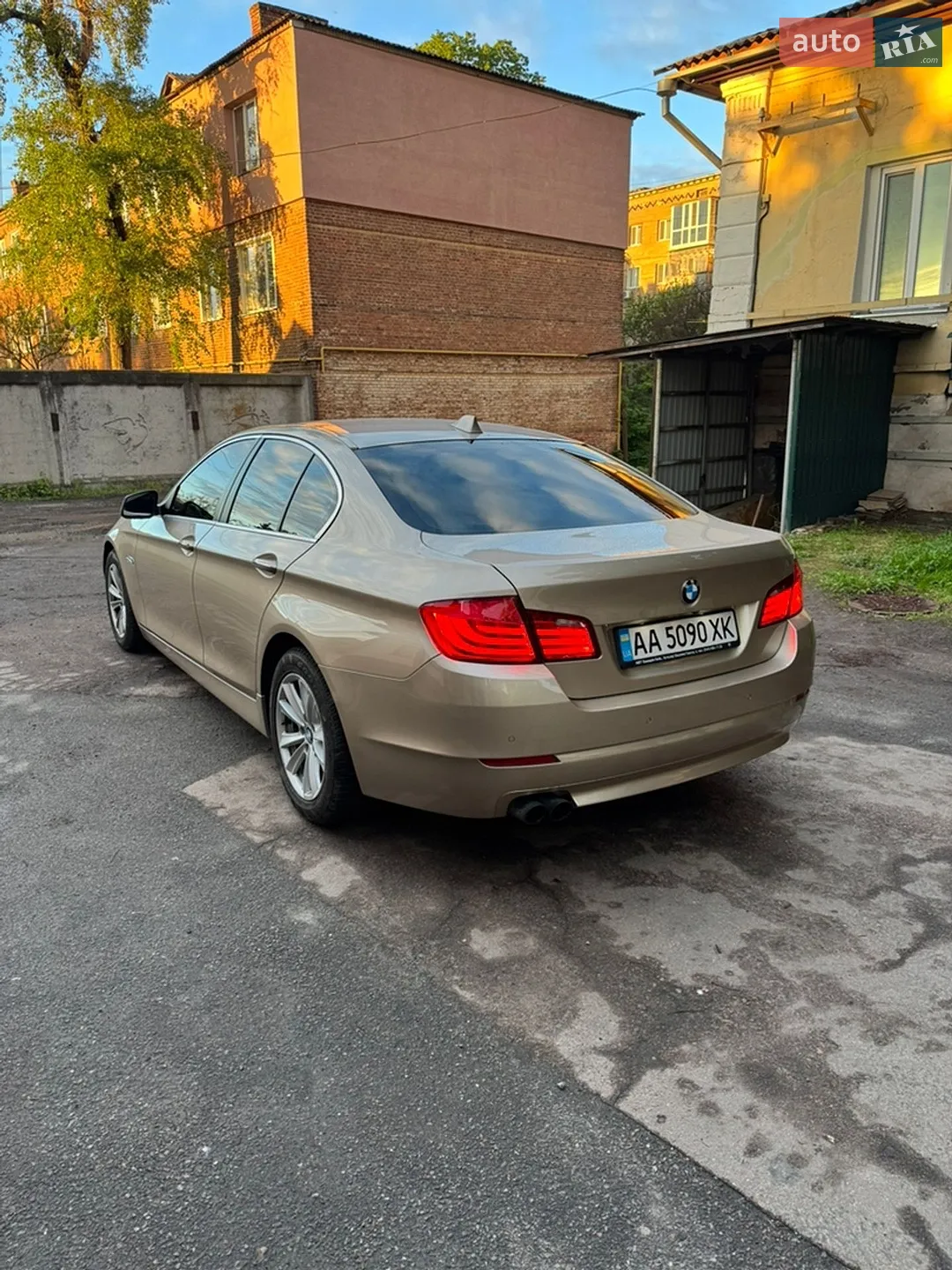 2011 BMW 5er - мініатюра 3