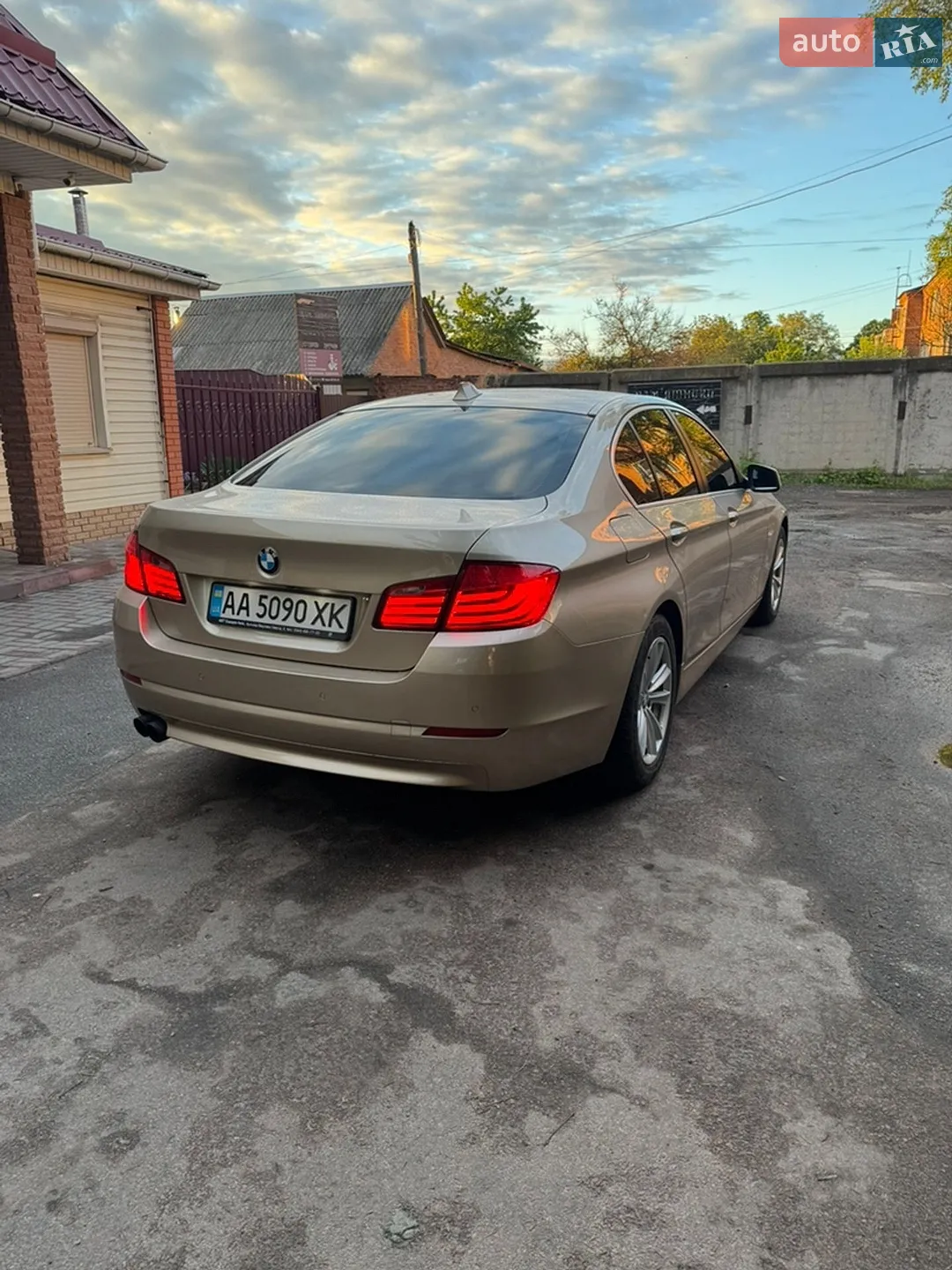 2011 BMW 5er - мініатюра 5