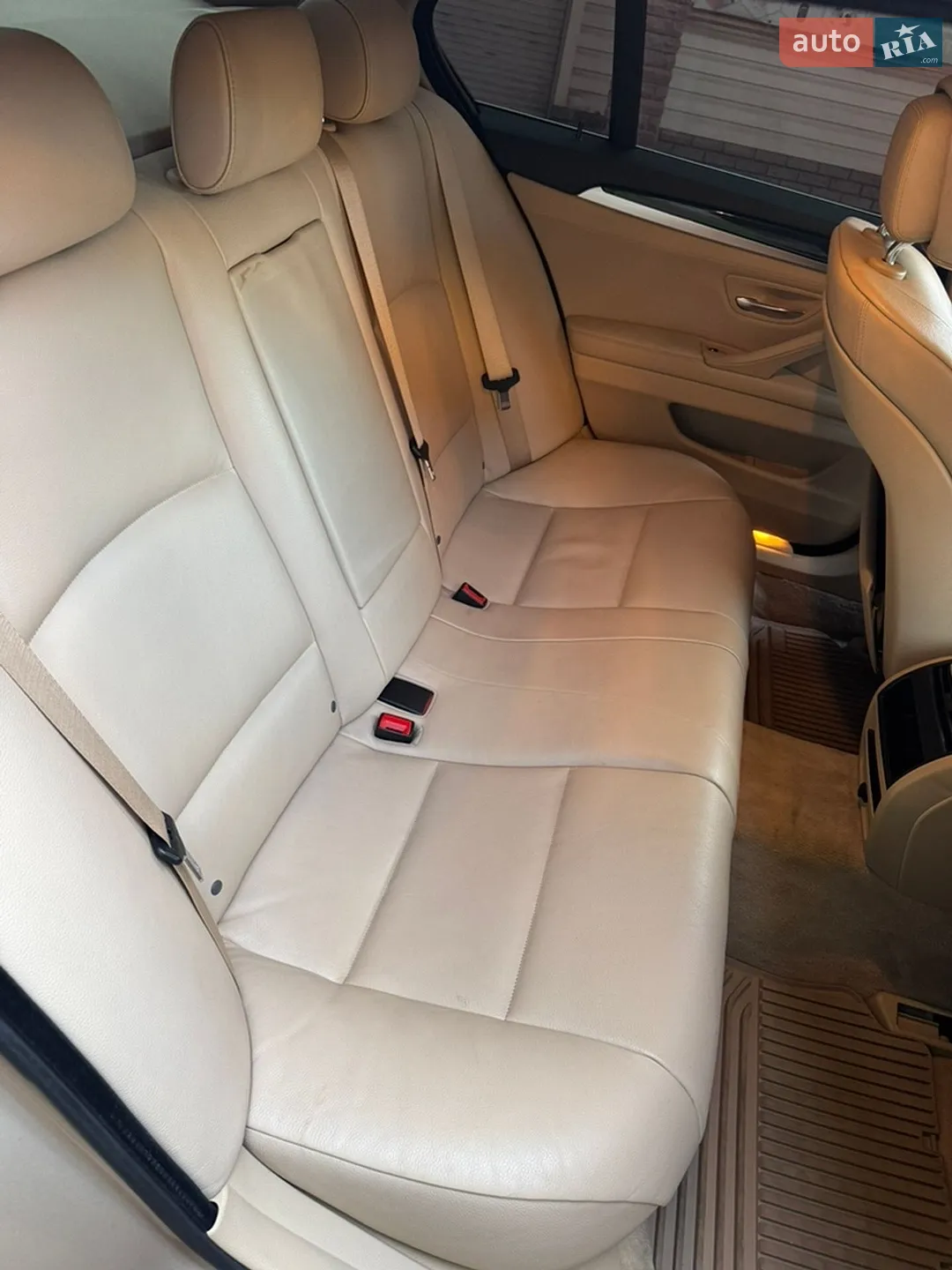 2011 BMW 5er - мініатюра 12