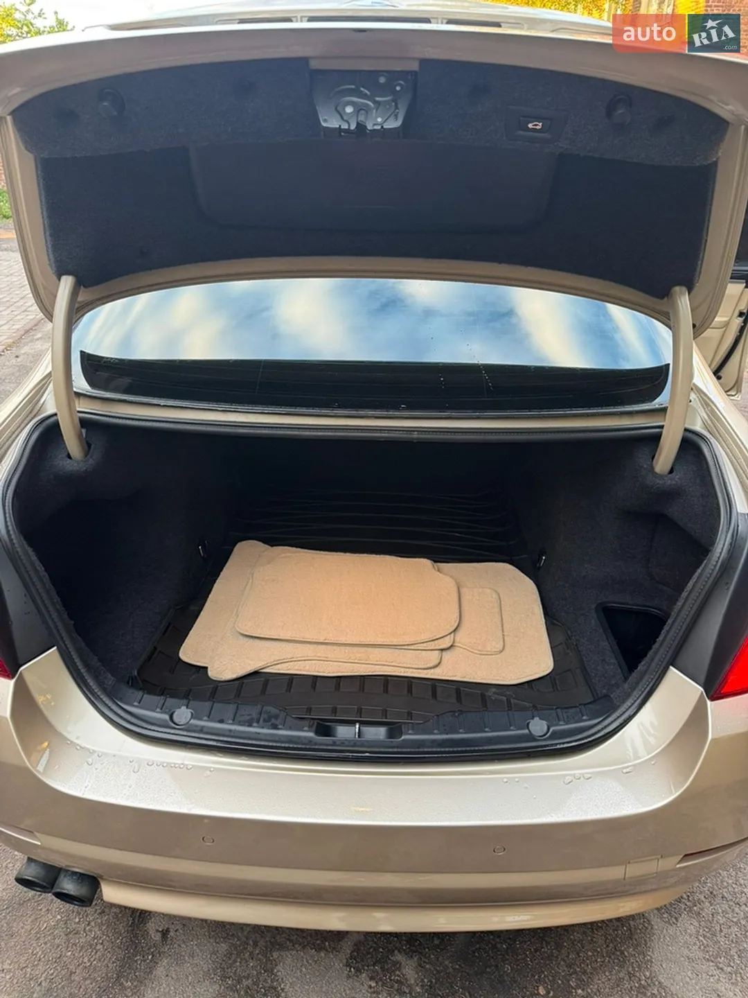 2011 BMW 5er - мініатюра 13