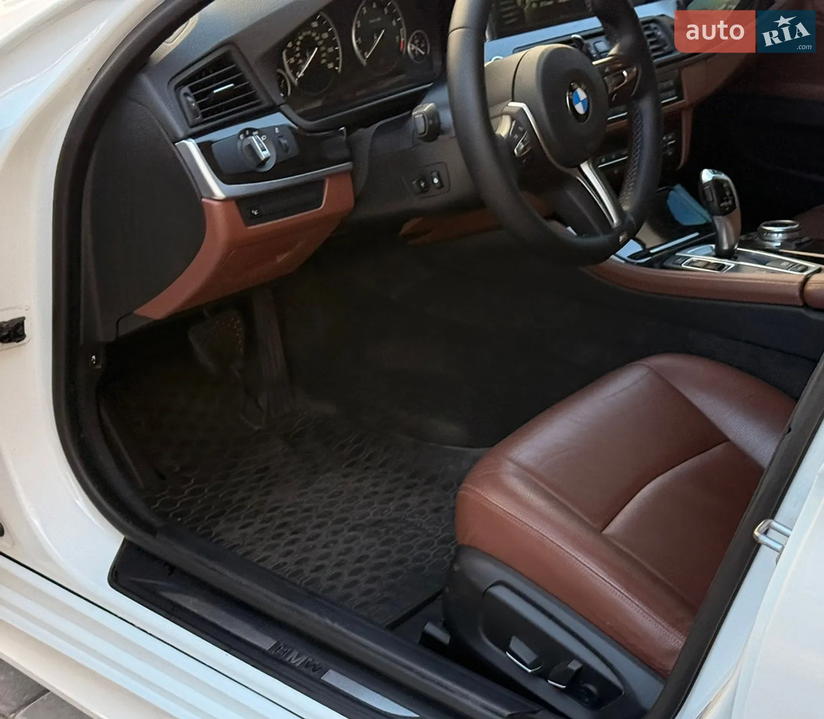 2014 BMW 5er - мініатюра 12