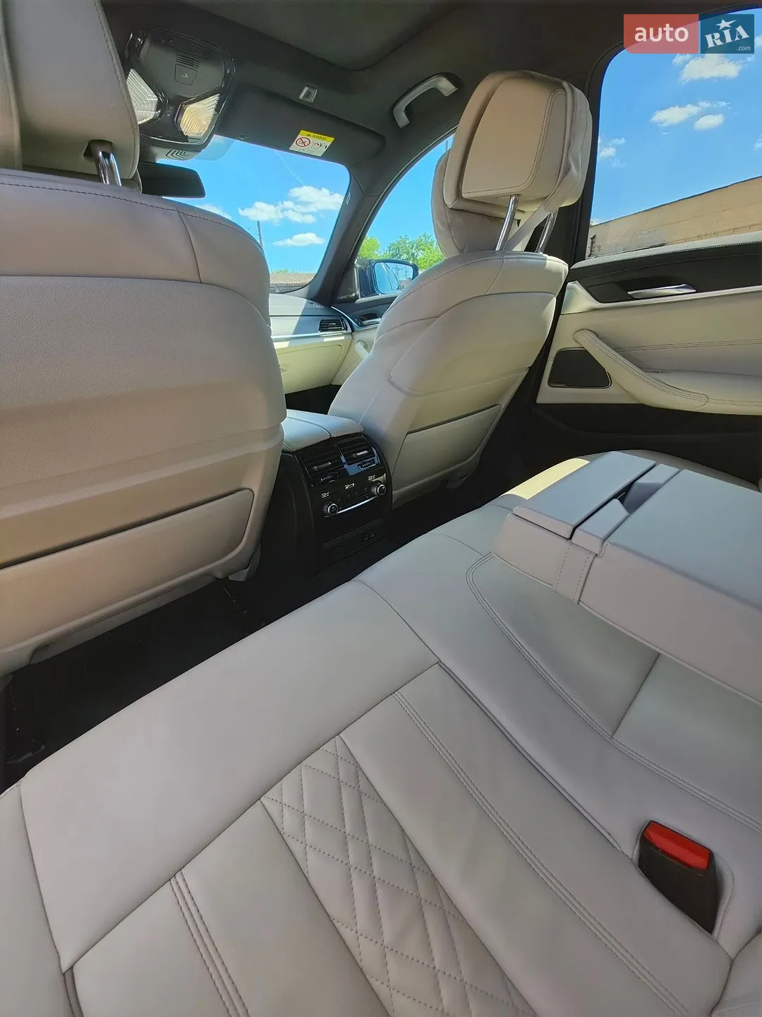 2020 BMW 5er - мініатюра 19
