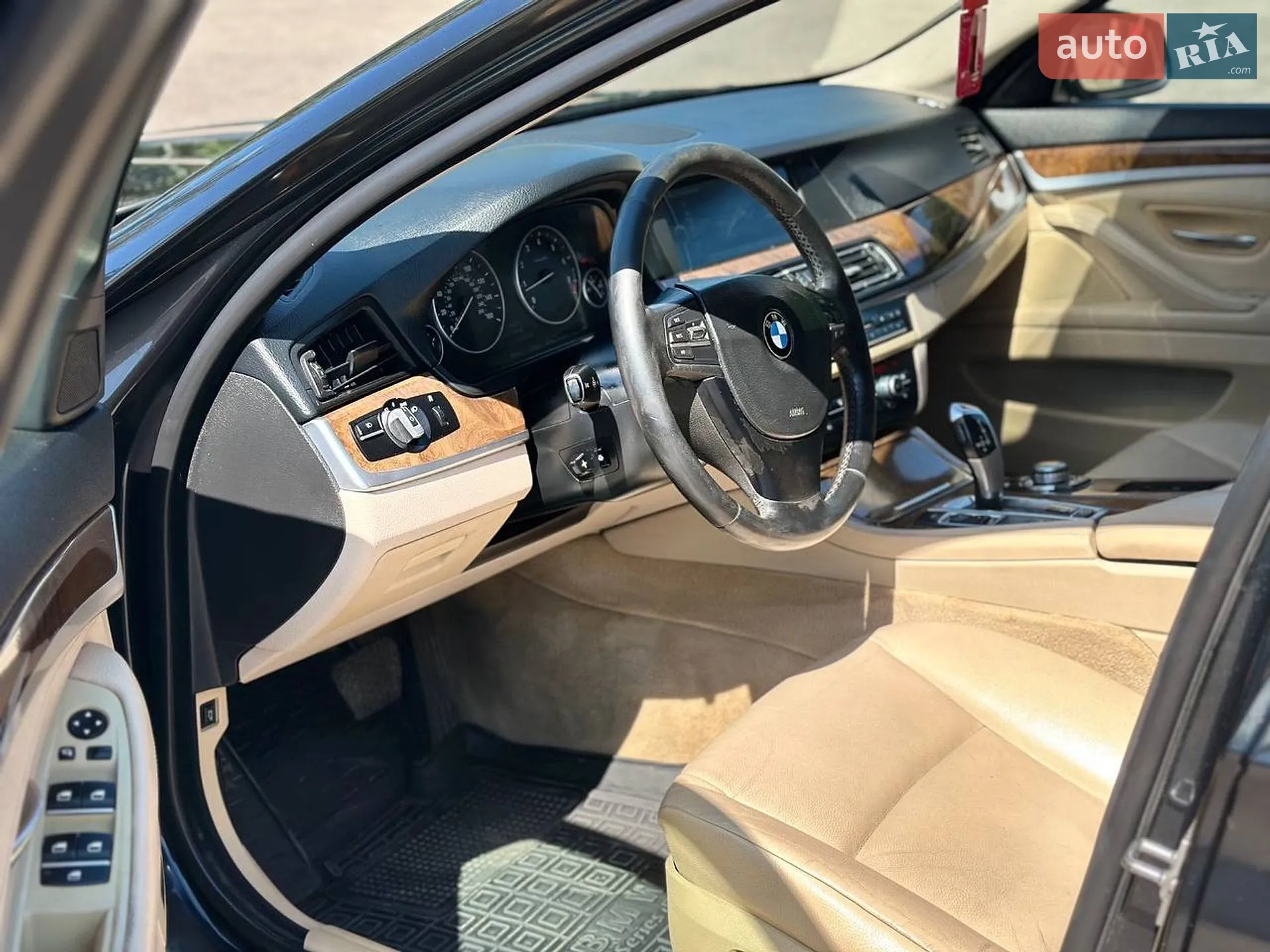 2012 BMW 5er - мініатюра 7
