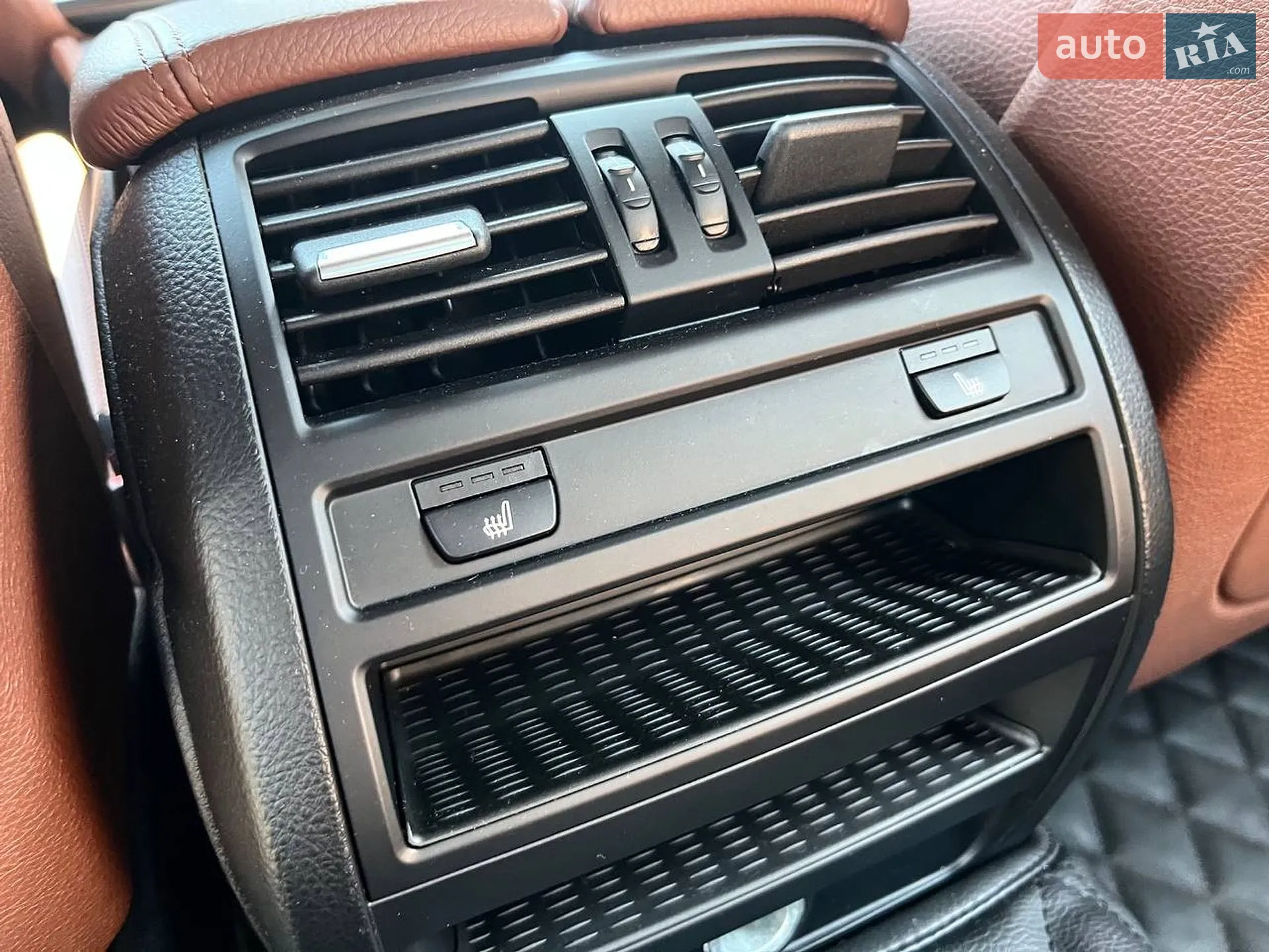 2013 BMW 5er - мініатюра 28