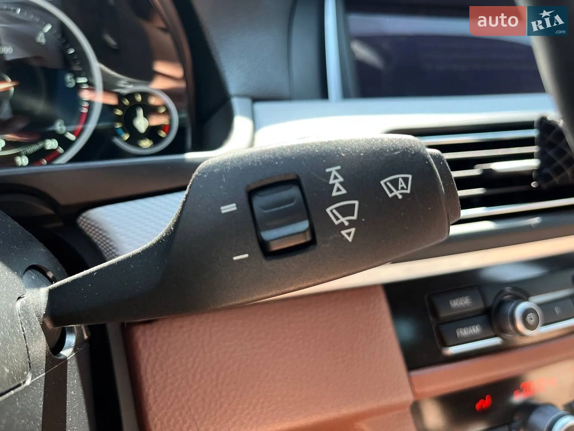 2013 BMW 5er - мініатюра 22