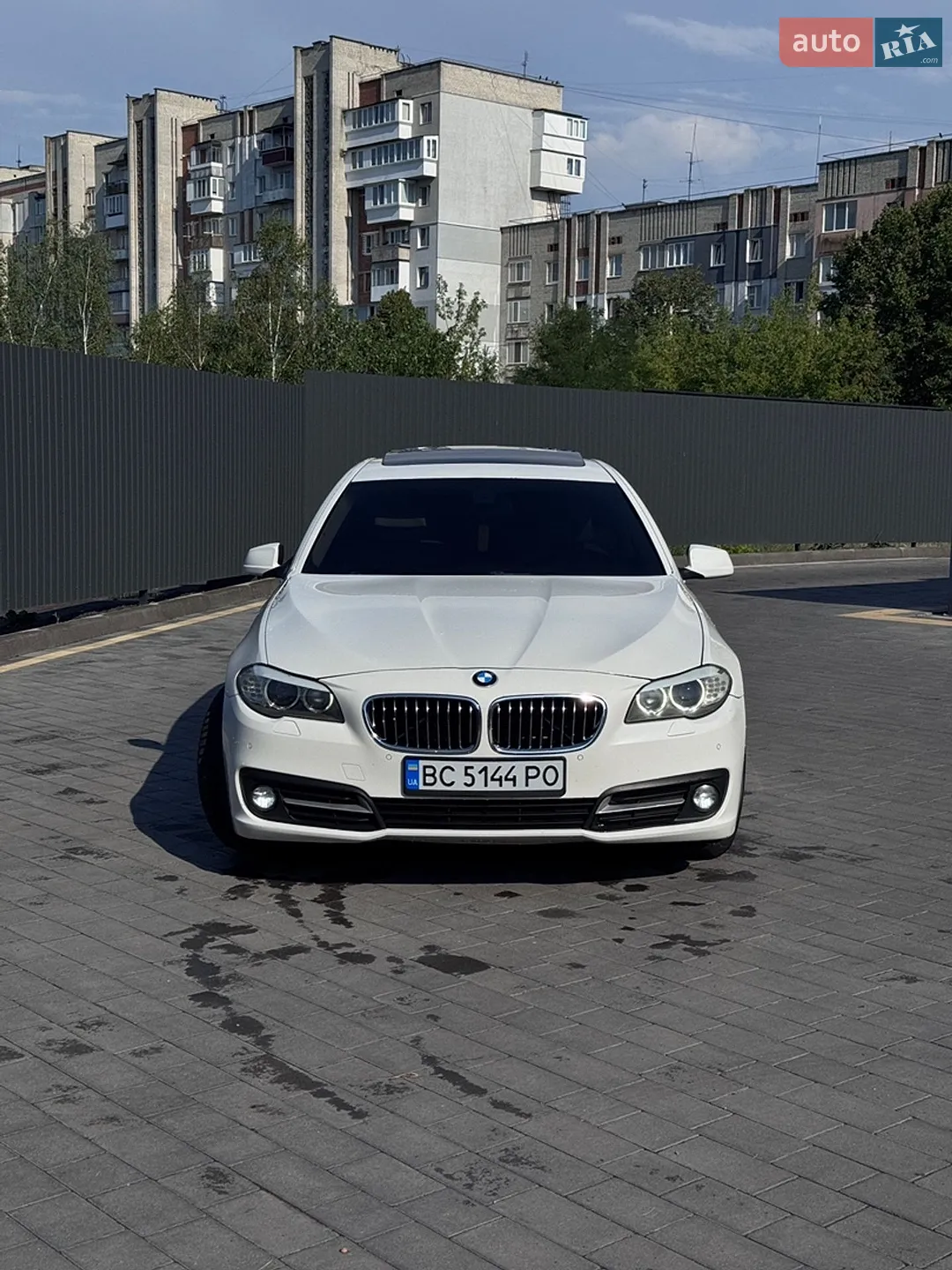 2012 BMW 5er - мініатюра 2