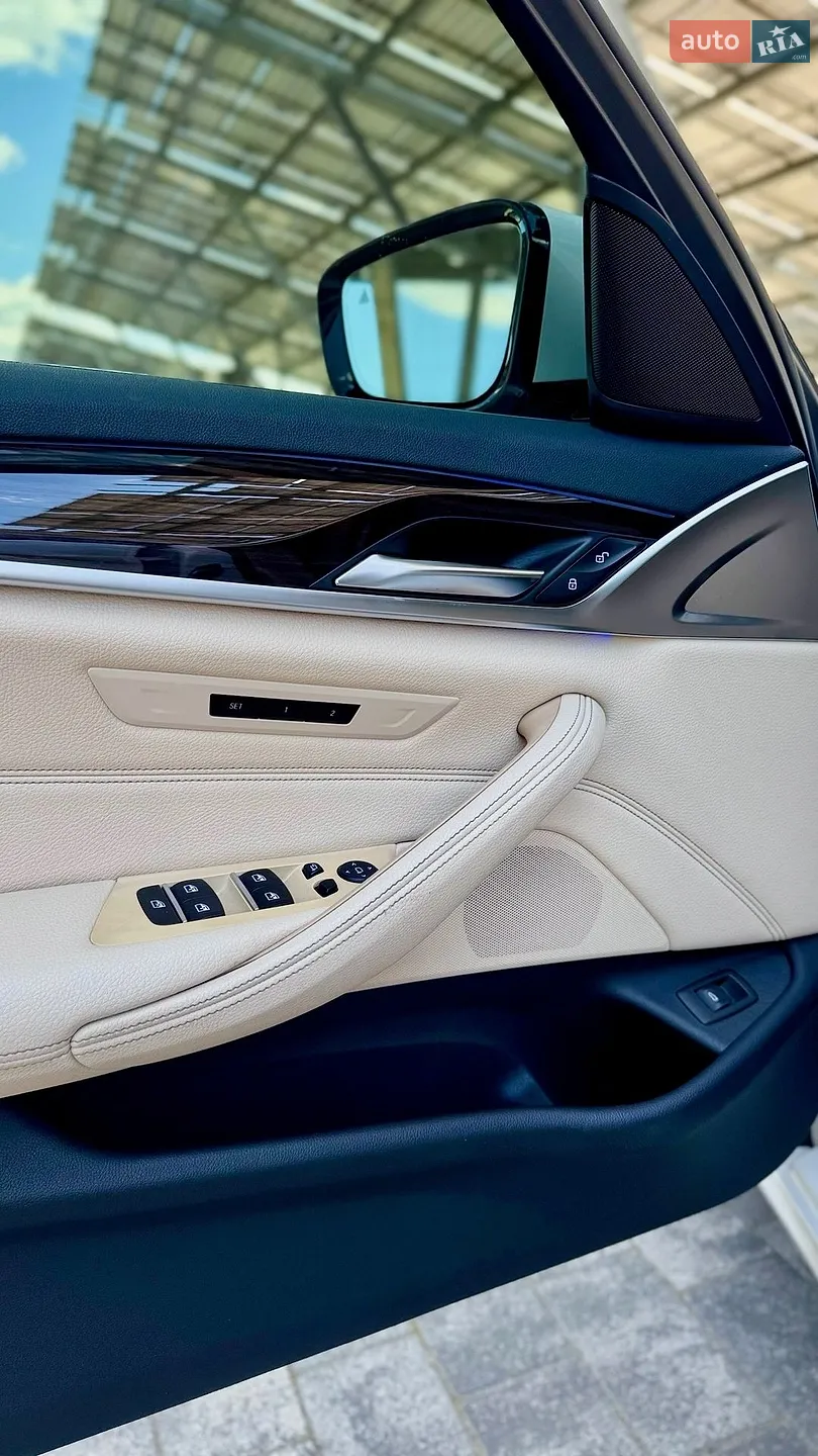 2017 BMW 5er - мініатюра 18