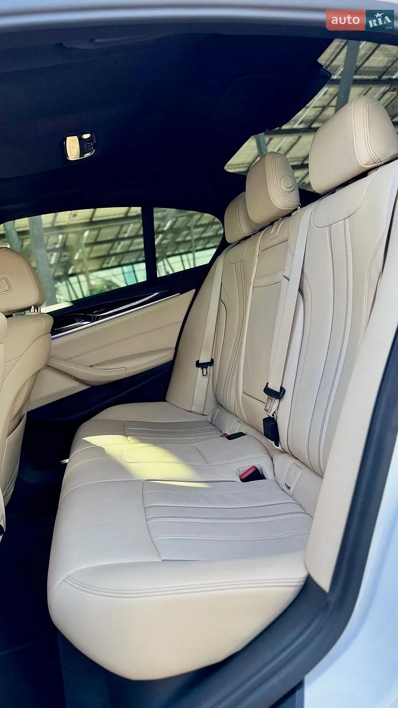 2017 BMW 5er - мініатюра 21