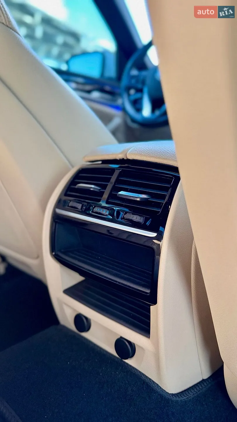 2017 BMW 5er - мініатюра 23