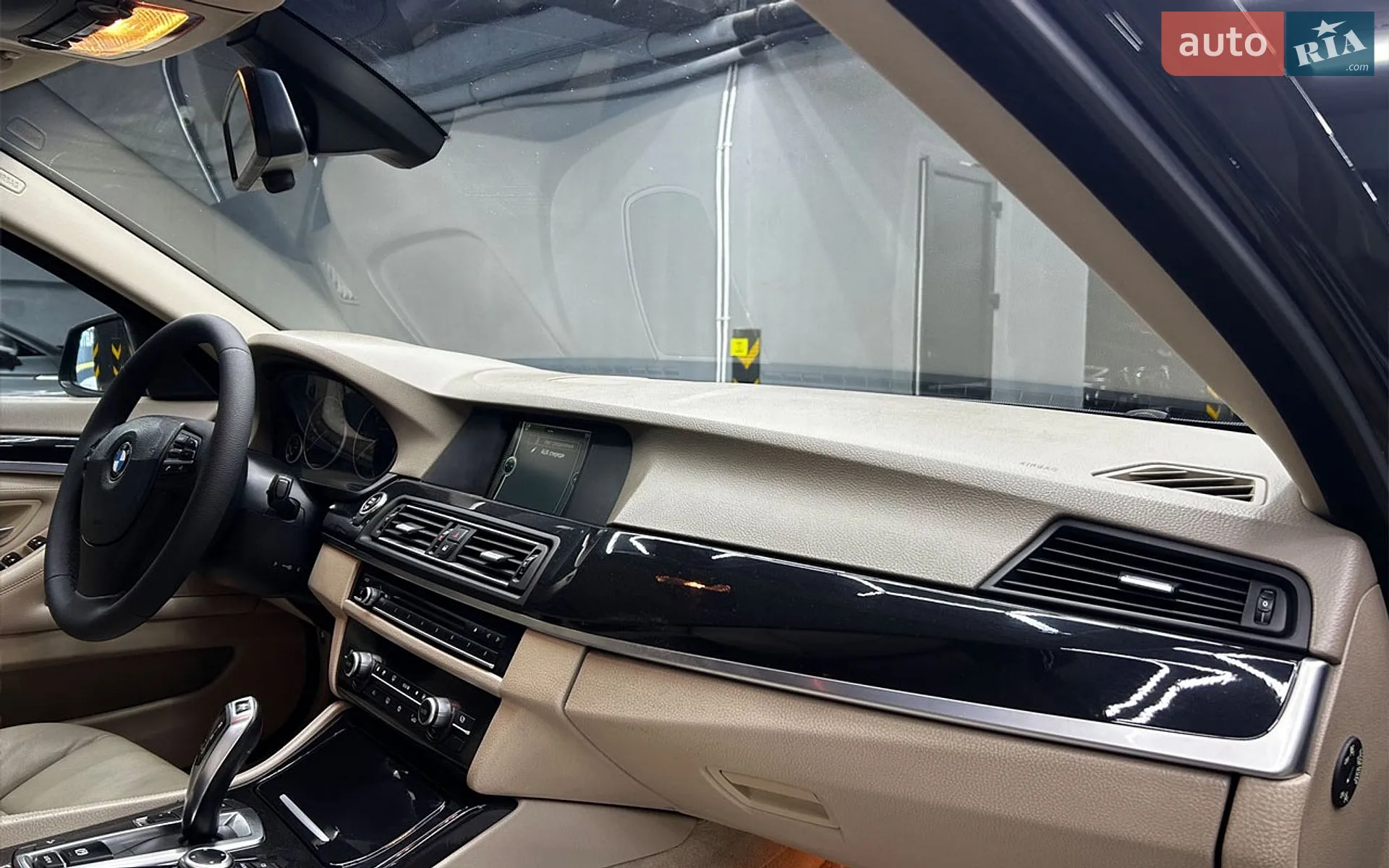 2011 BMW 5er - мініатюра 20