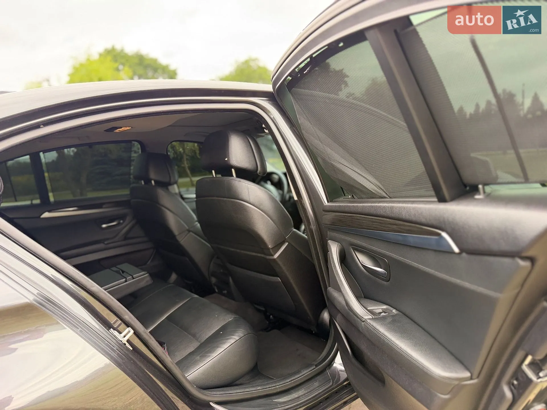 2010 BMW 5er - мініатюра 21
