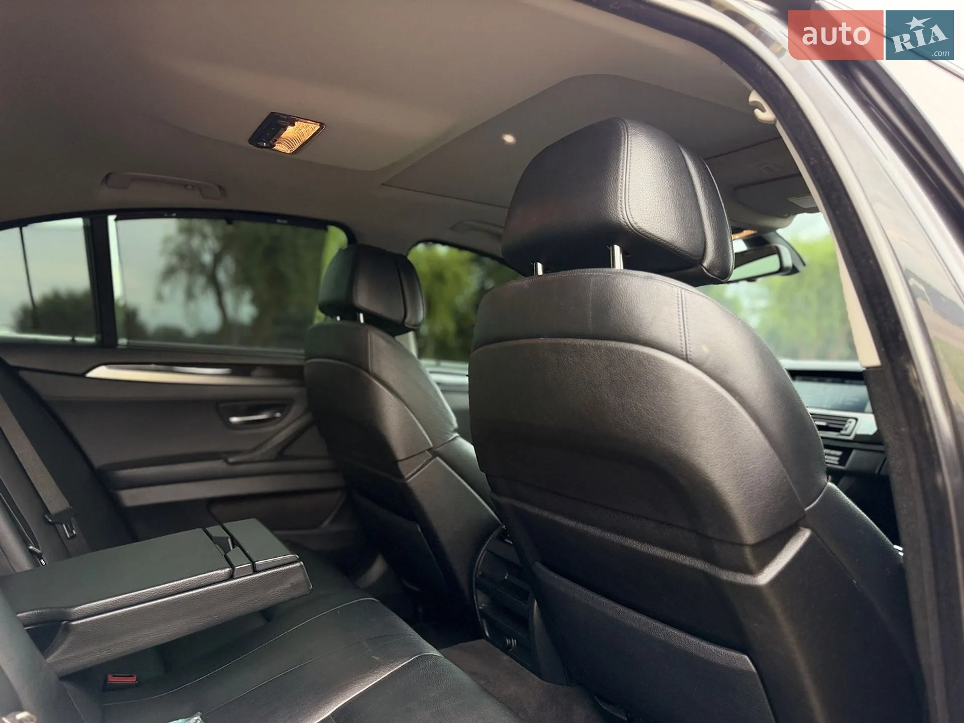2010 BMW 5er - мініатюра 25