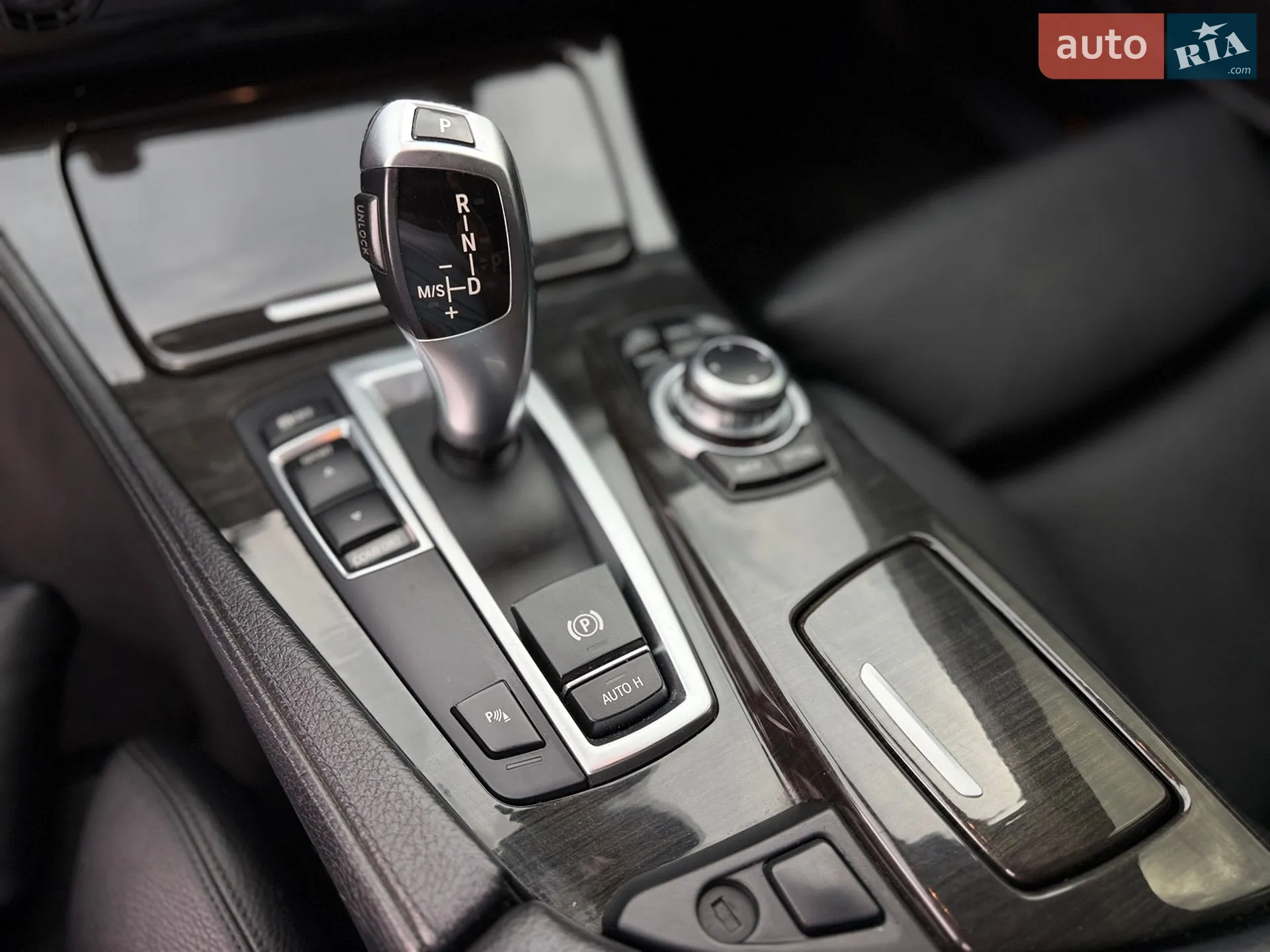 2010 BMW 5er - мініатюра 52