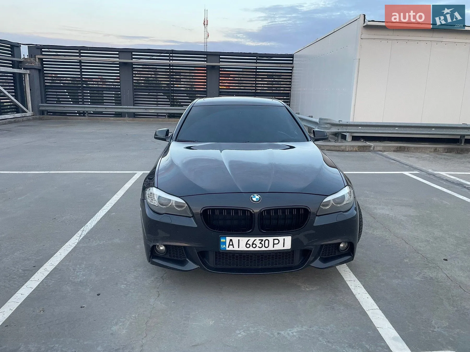 2012 BMW 5er - мініатюра 2