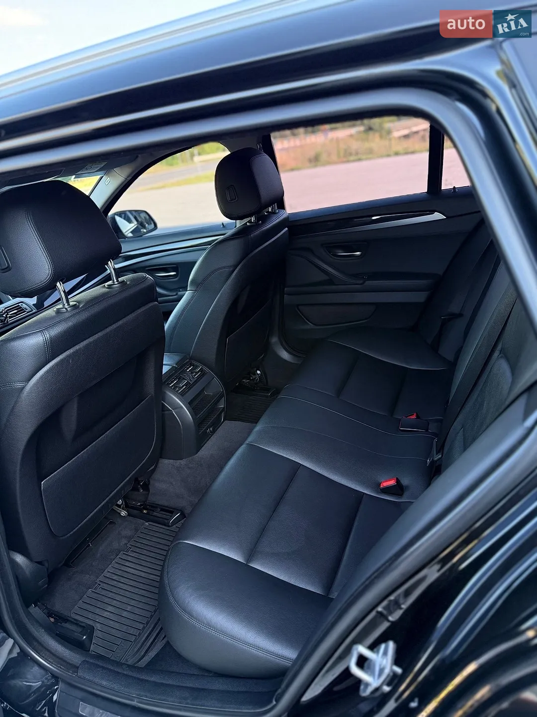 2013 BMW 5er - мініатюра 12