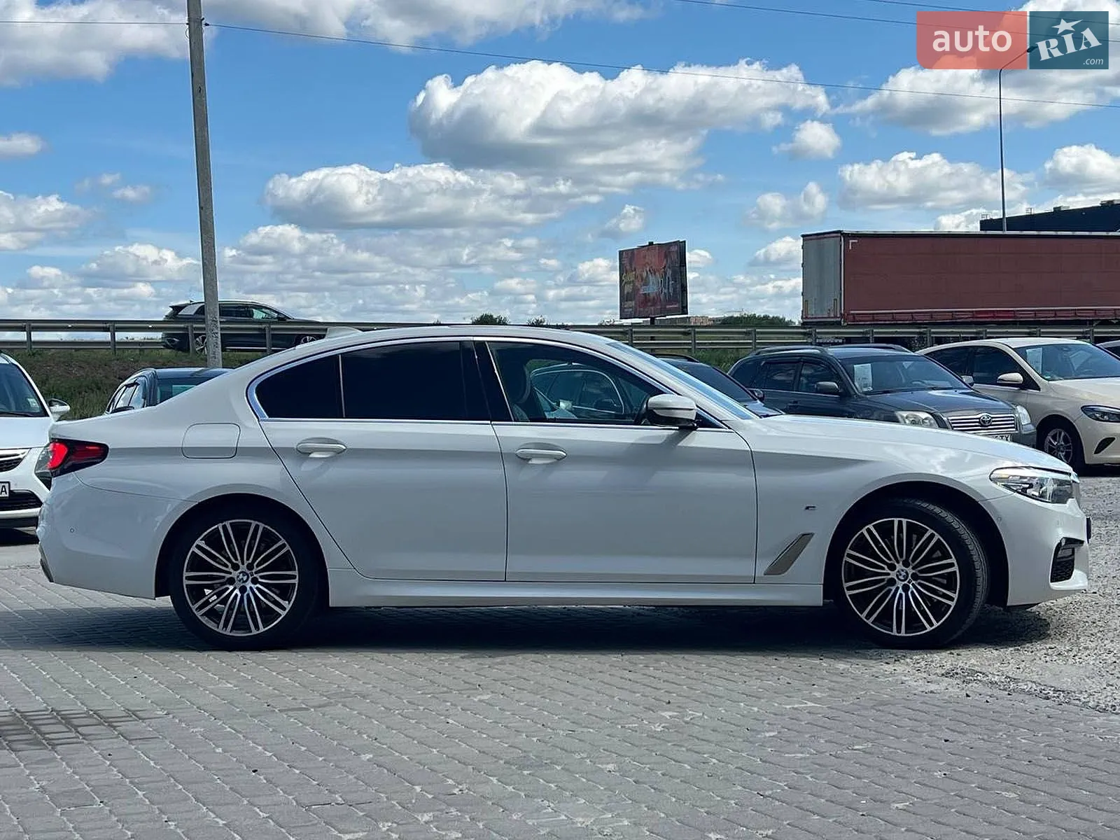 2020 BMW 5er - мініатюра 12