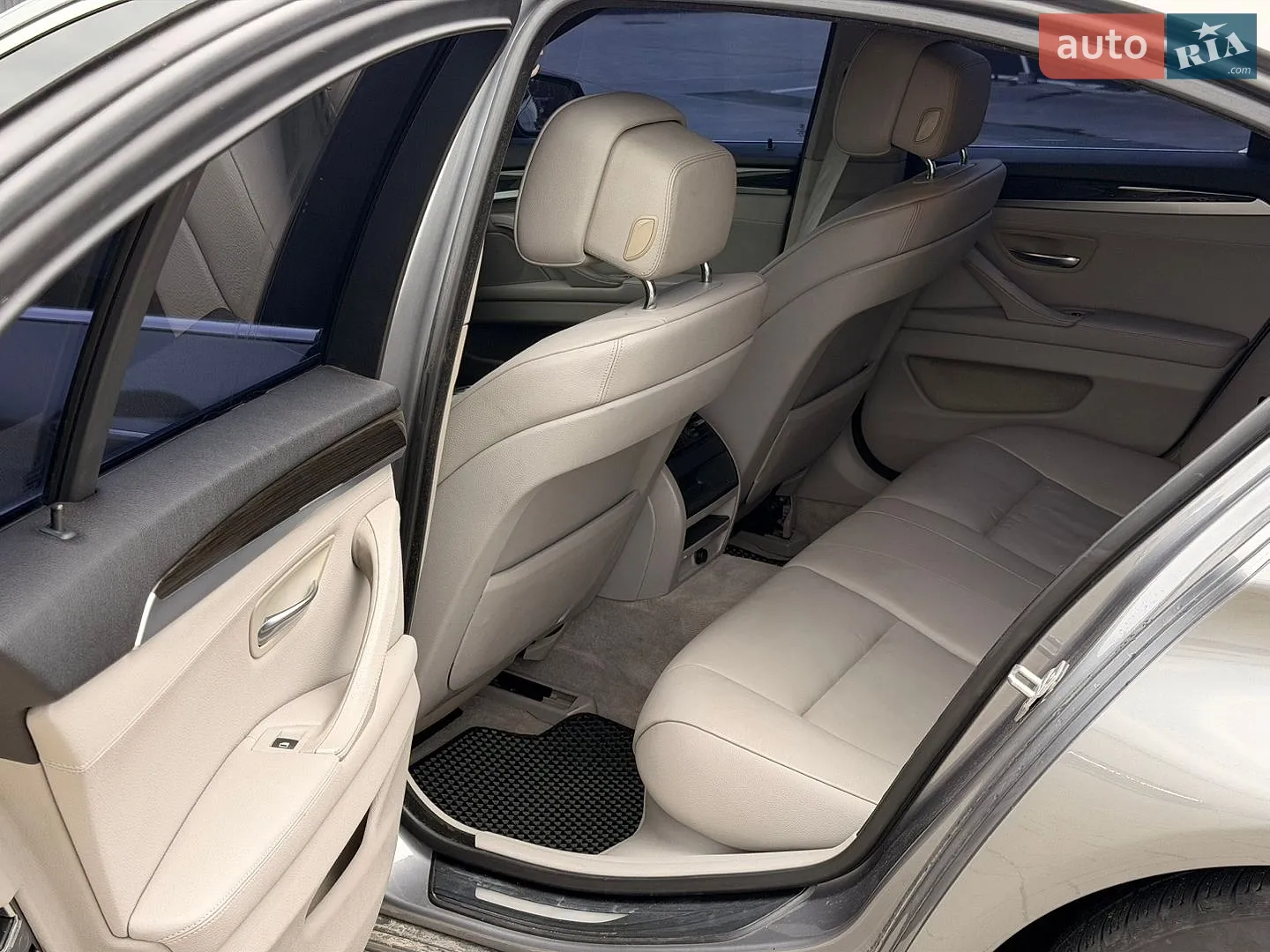 2012 BMW 5er - мініатюра 6