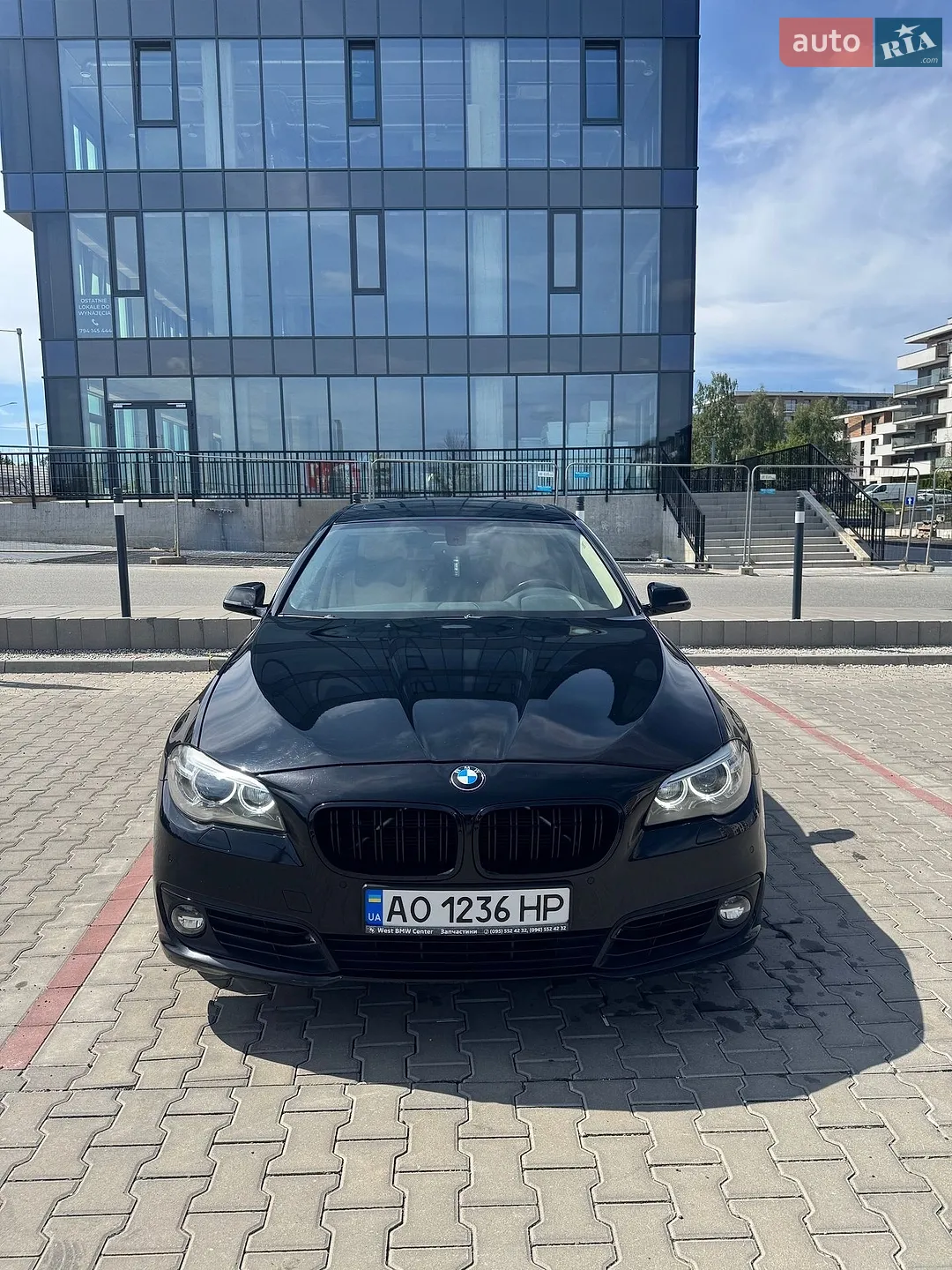 2013 BMW 5er - мініатюра 2