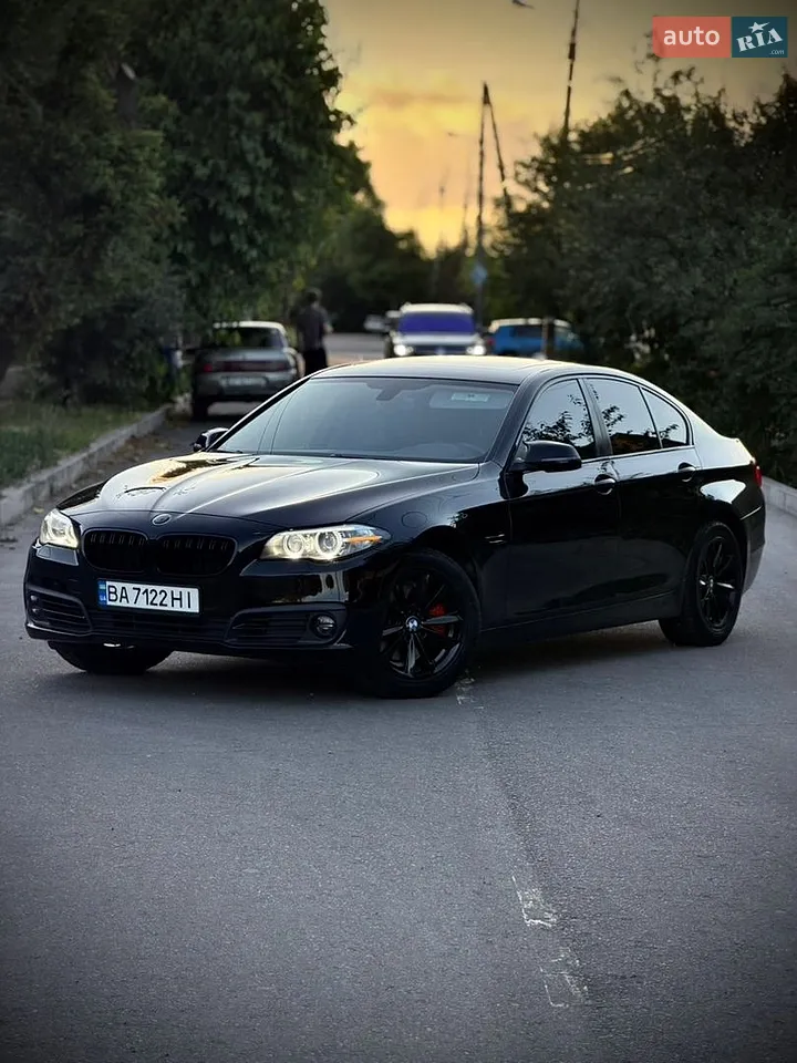 2016 BMW 5er - мініатюра 16