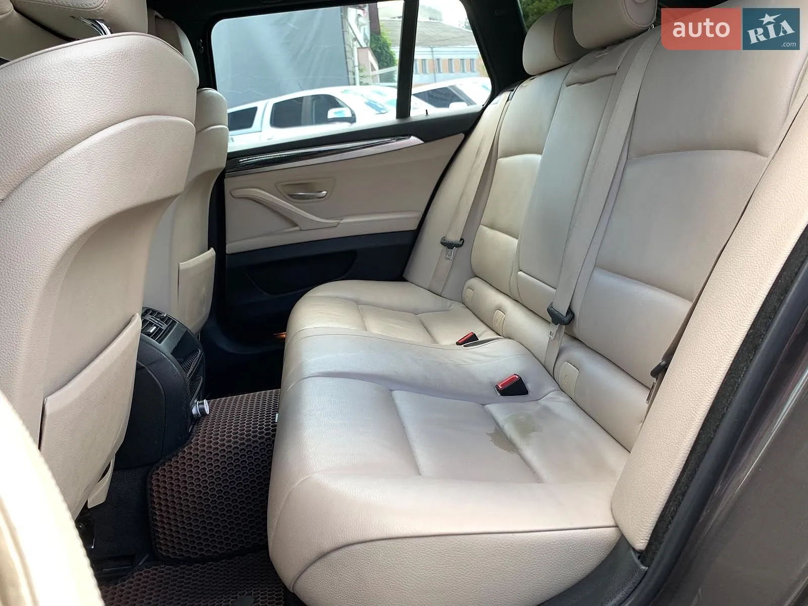 2011 BMW 5er - мініатюра 24