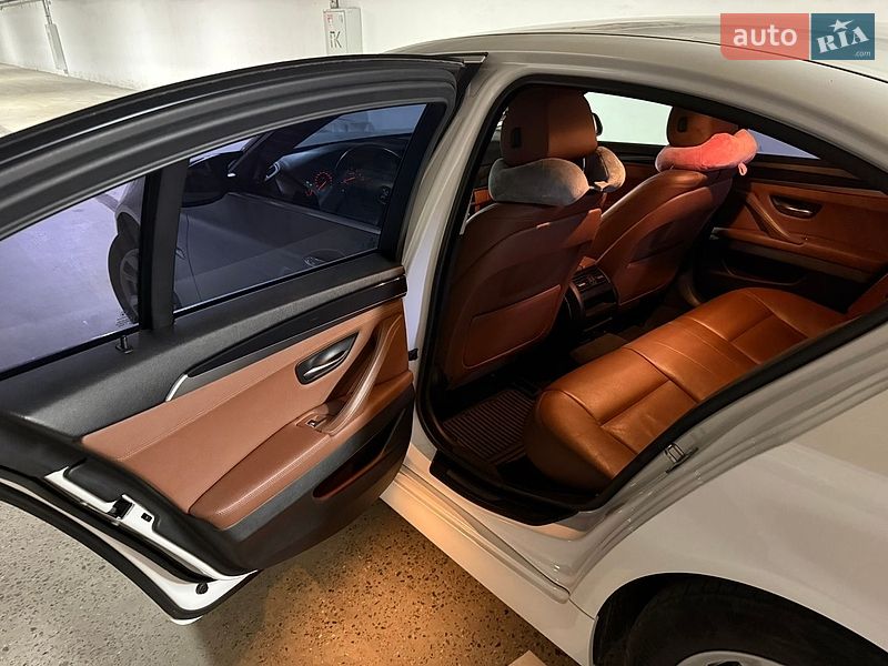 Седан BMW 5 Series 2016 в Киеве фото 12 Седан BMW 5 Series 2016 в Киеве