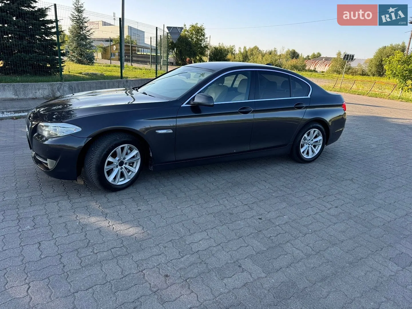 2010 BMW 5er - мініатюра 23