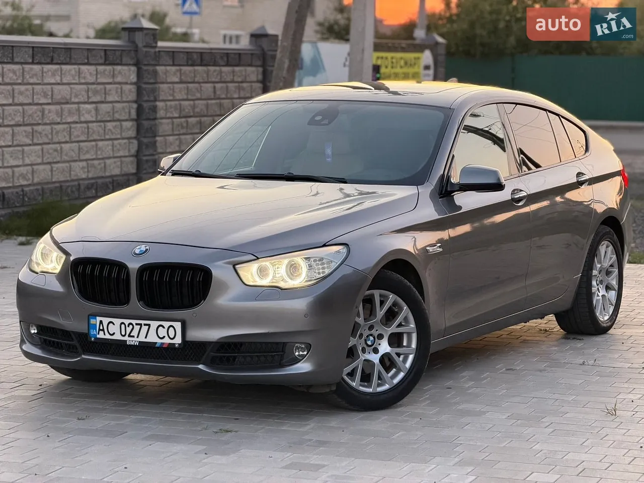 2010 BMW 5er - мініатюра 11