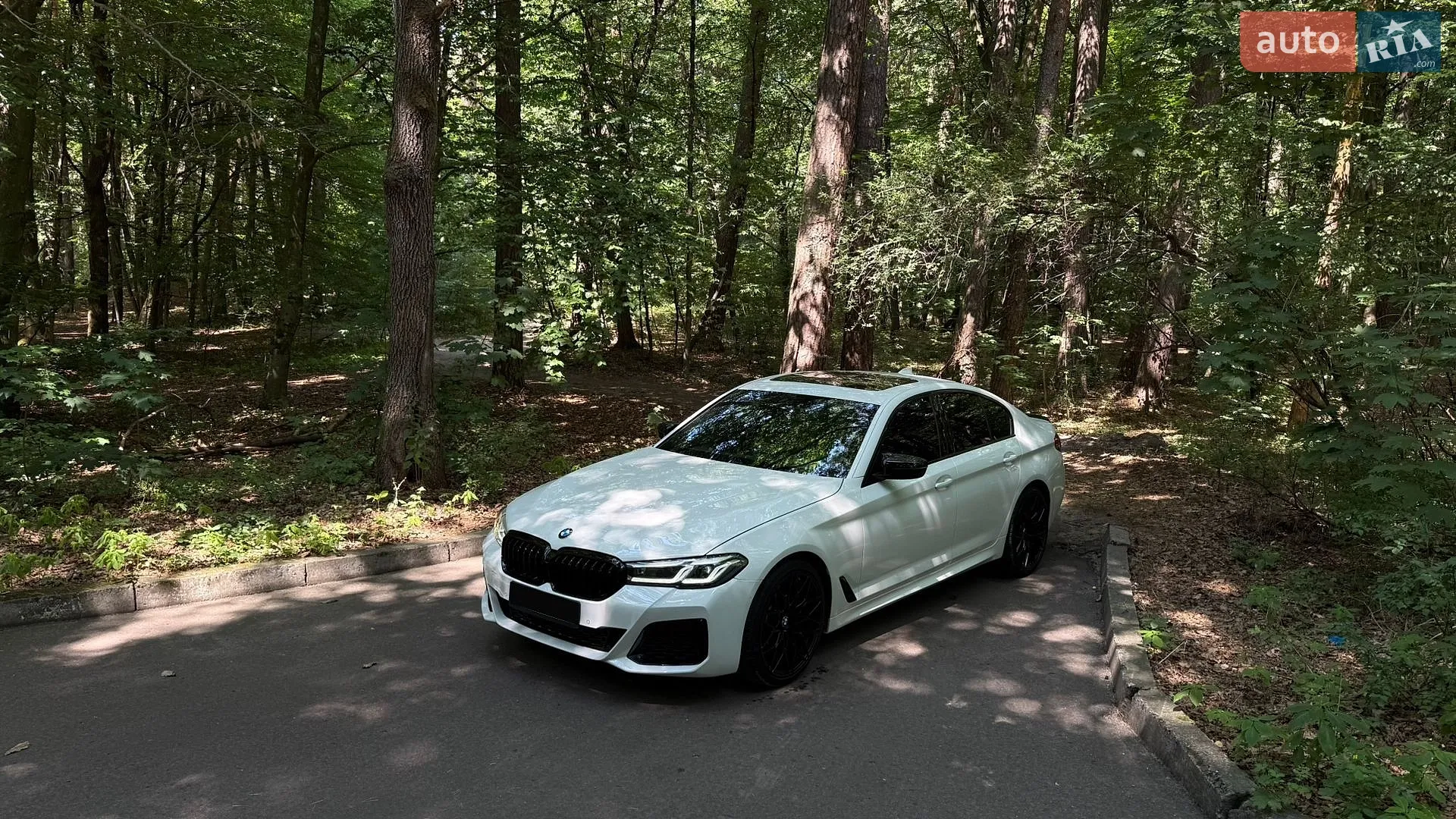 2020 BMW 5er - мініатюра 2