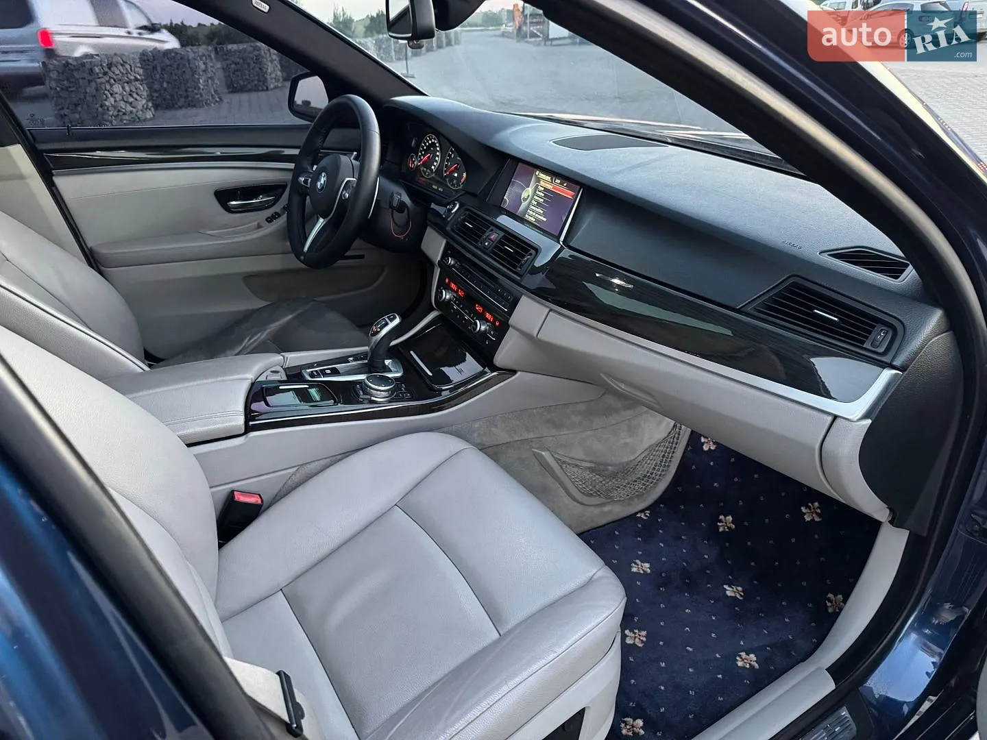 2012 BMW 5er - мініатюра 22
