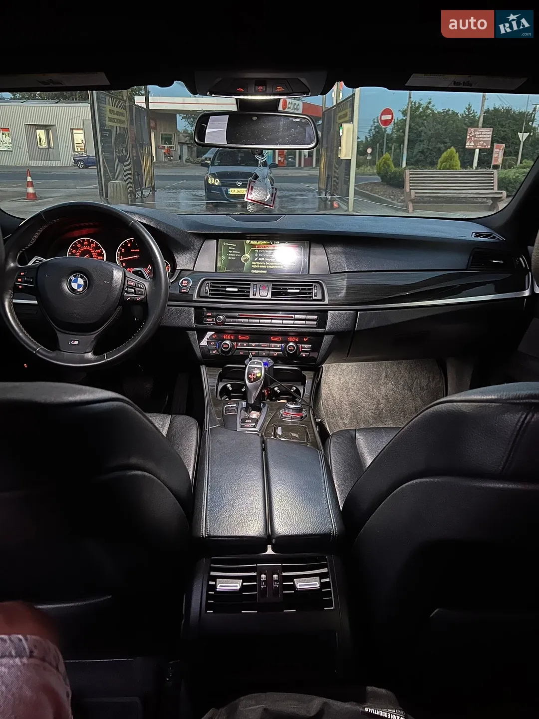2012 BMW 5er - мініатюра 18